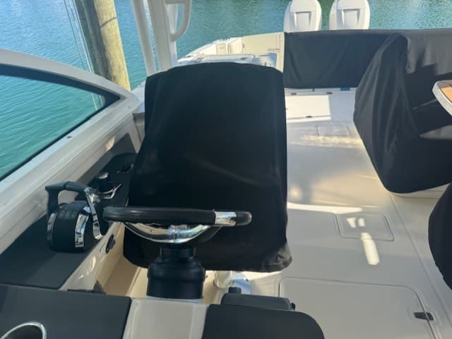 2016 Boston Whaler 320 Vantage zum Verkauf in Miami, FL Bowrider 5