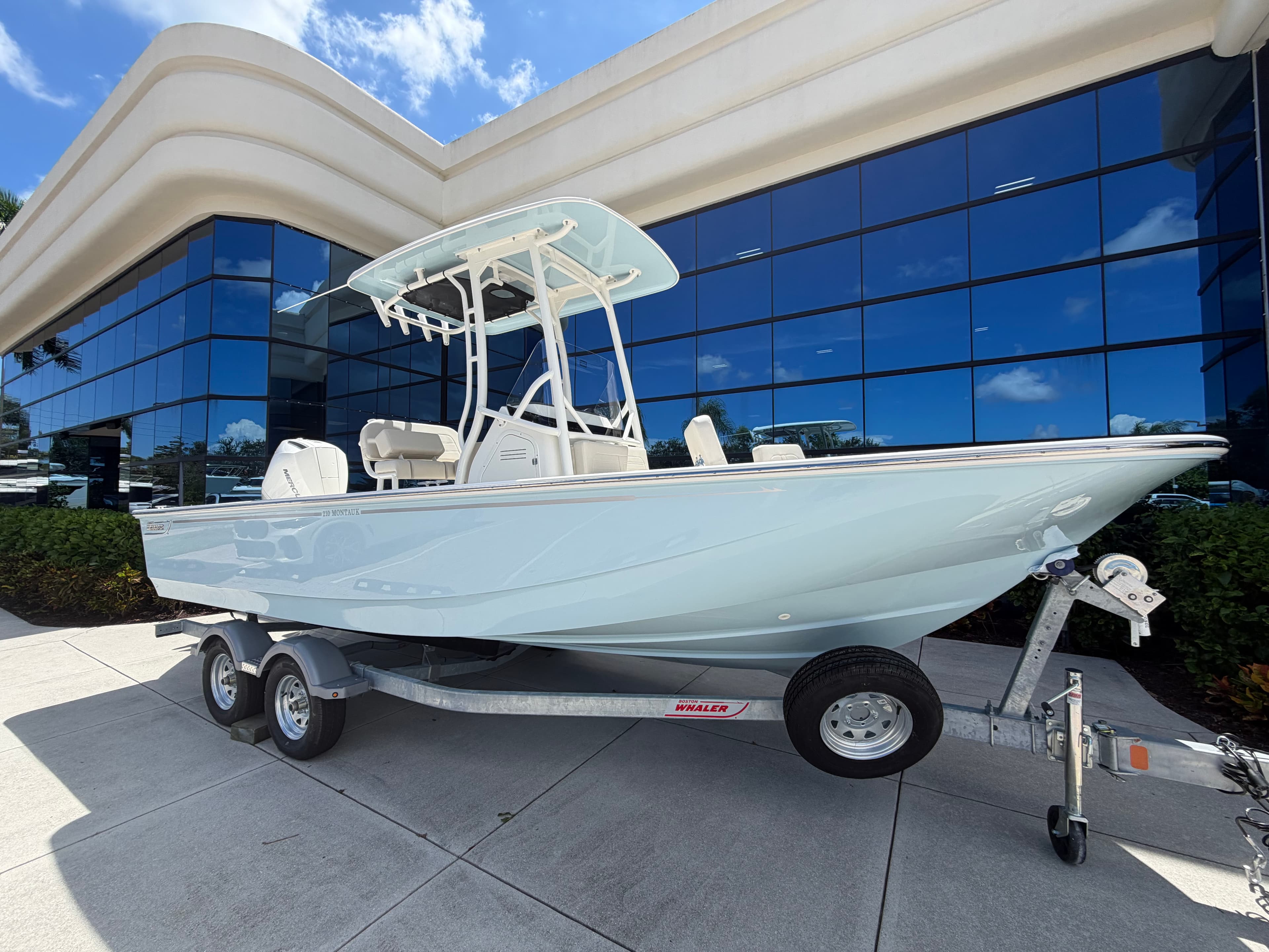 2027 Boston Whaler 210 Montauk for Sale in Stuart, Florida Center Console 3