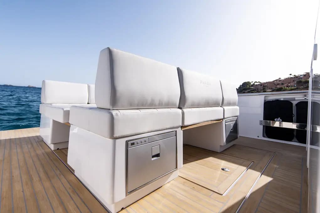 2018 Pardo Yachts P38 for Sale in Altea, ES Walk-around Boats 5