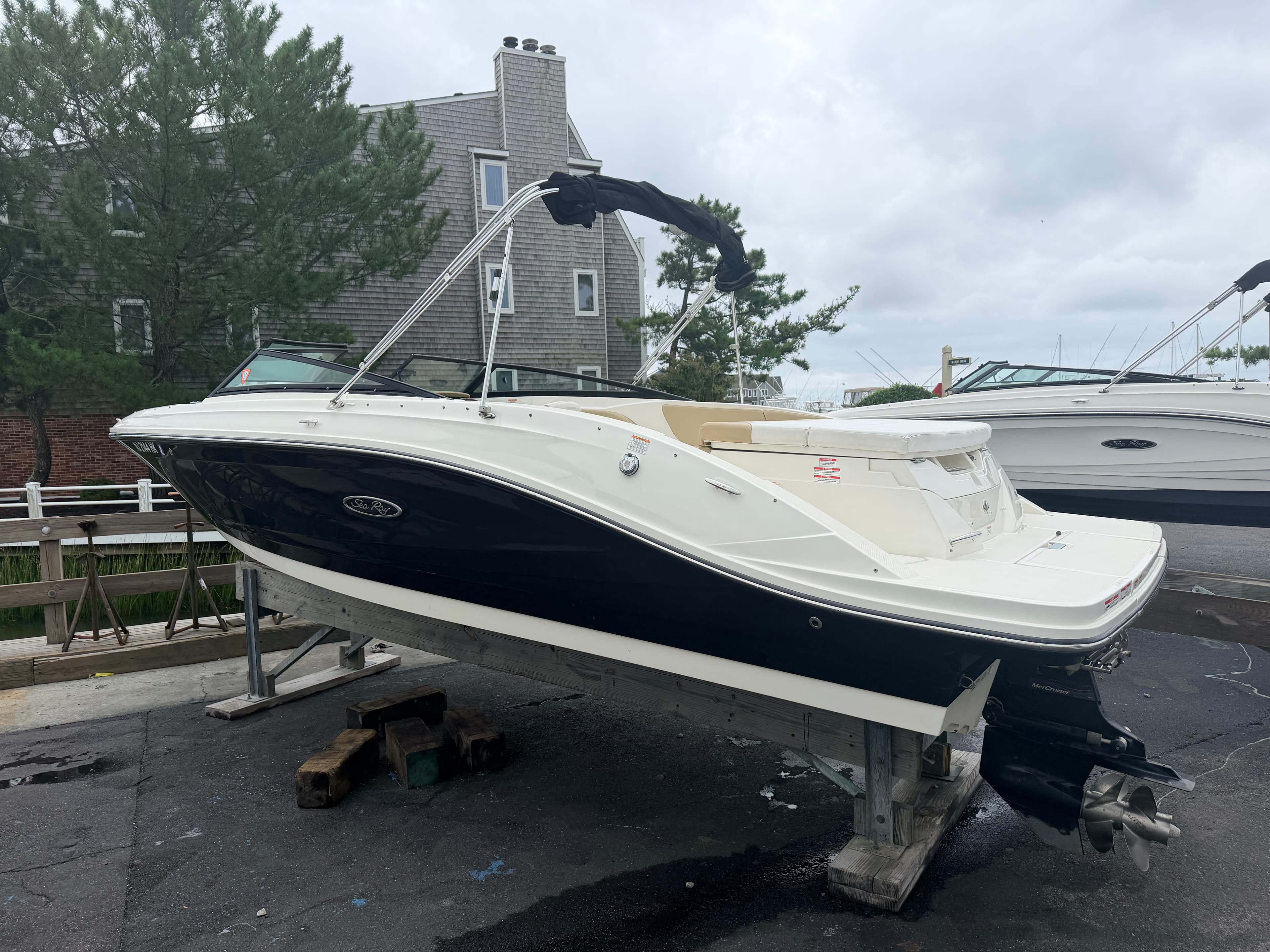 2018 Sea Ray SPX 230 zum Verkauf in Somers Point, New Jersey Bowrider