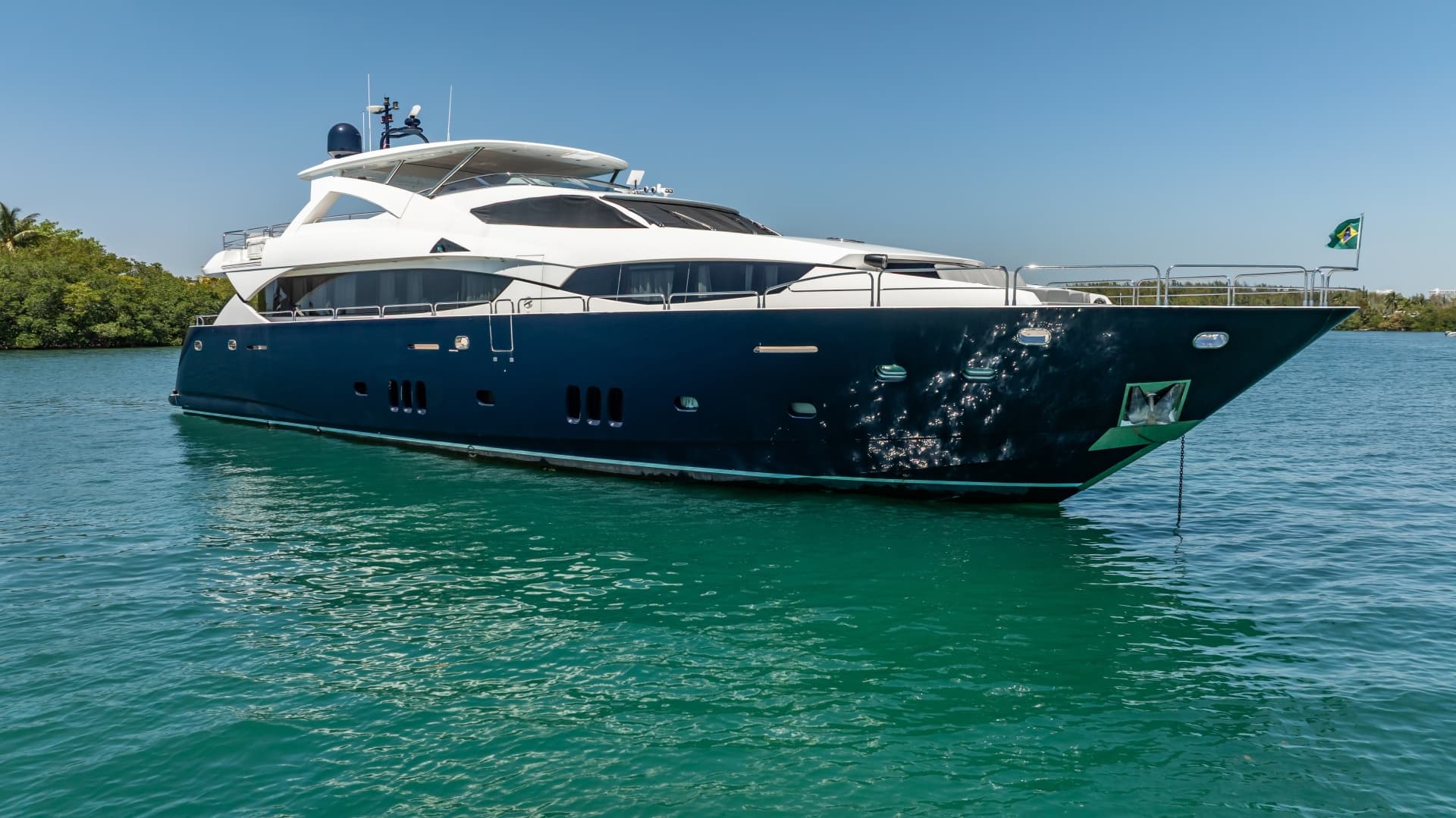 2010 Sunseeker 112 te koop in Golden Beach, Florida Motor Yacht