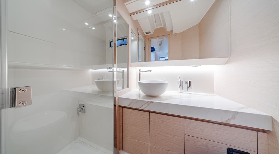 2026 Solaris Power 44 Sport Turismo for Sale in Moraira, ES Sport Cruiser 5