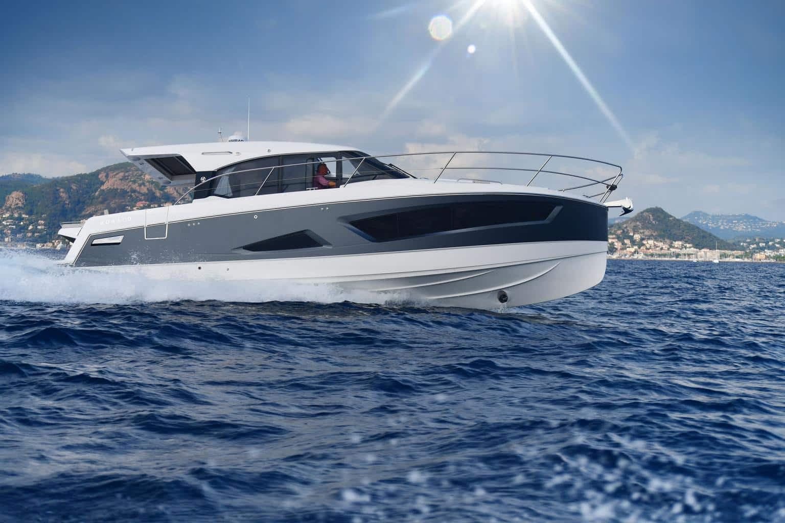 2021 Parker Poland 110 Monaco for Sale in L'Escala, ES Express Cruiser 3