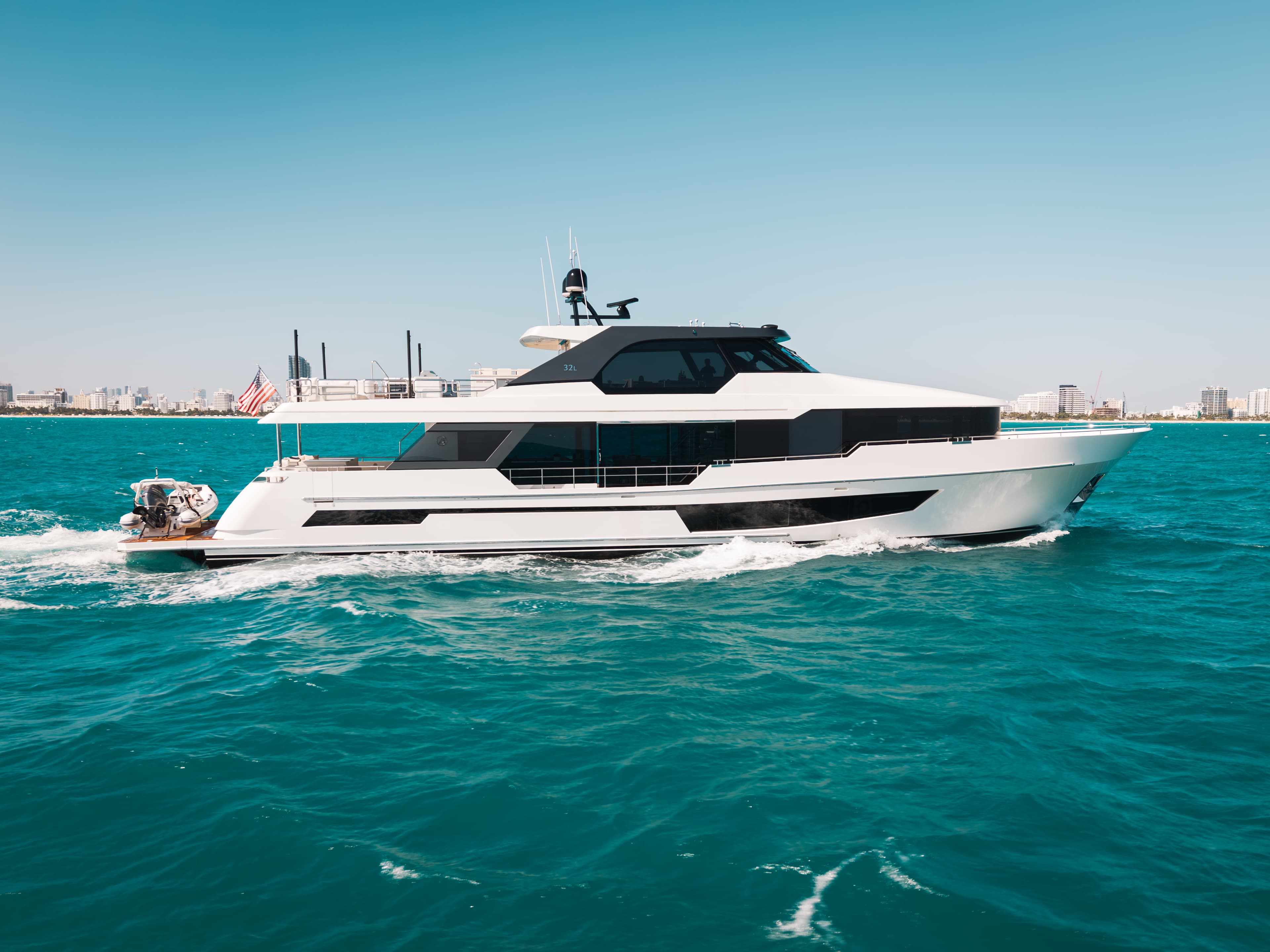 2024 Ocean Alexander 32L zum Verkauf in Miami, FL Megayacht