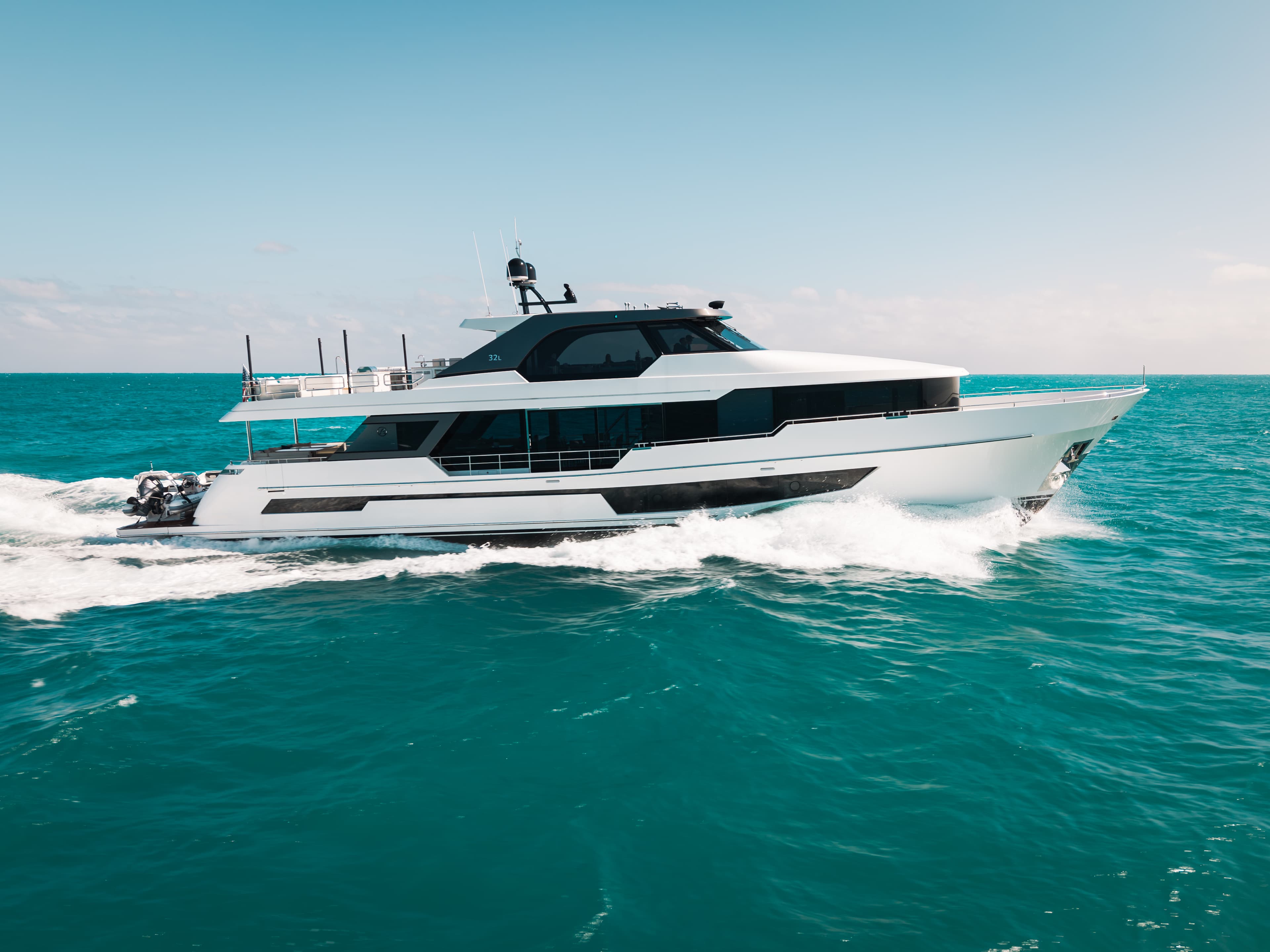 2024 Ocean Alexander 32L zum Verkauf in Miami, FL Megayacht 3