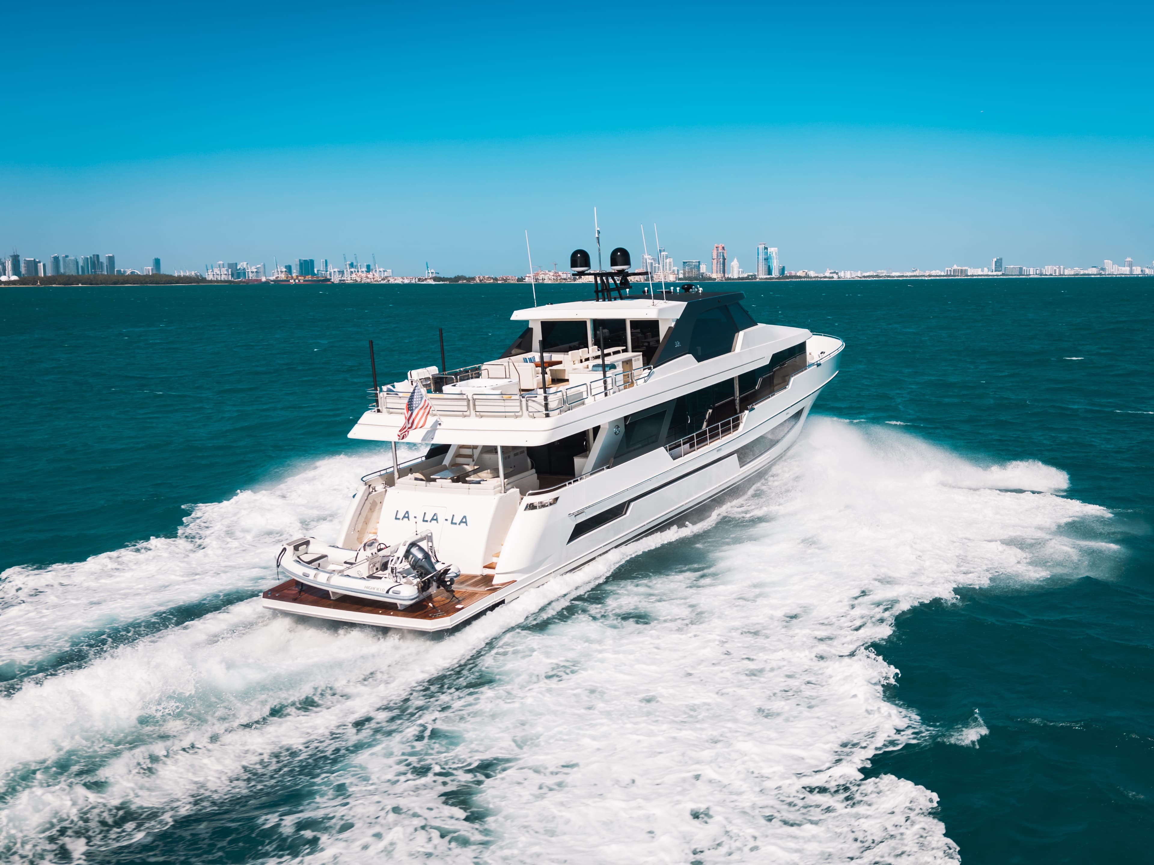 2024 Ocean Alexander 32L zum Verkauf in Miami, FL Megayacht 4