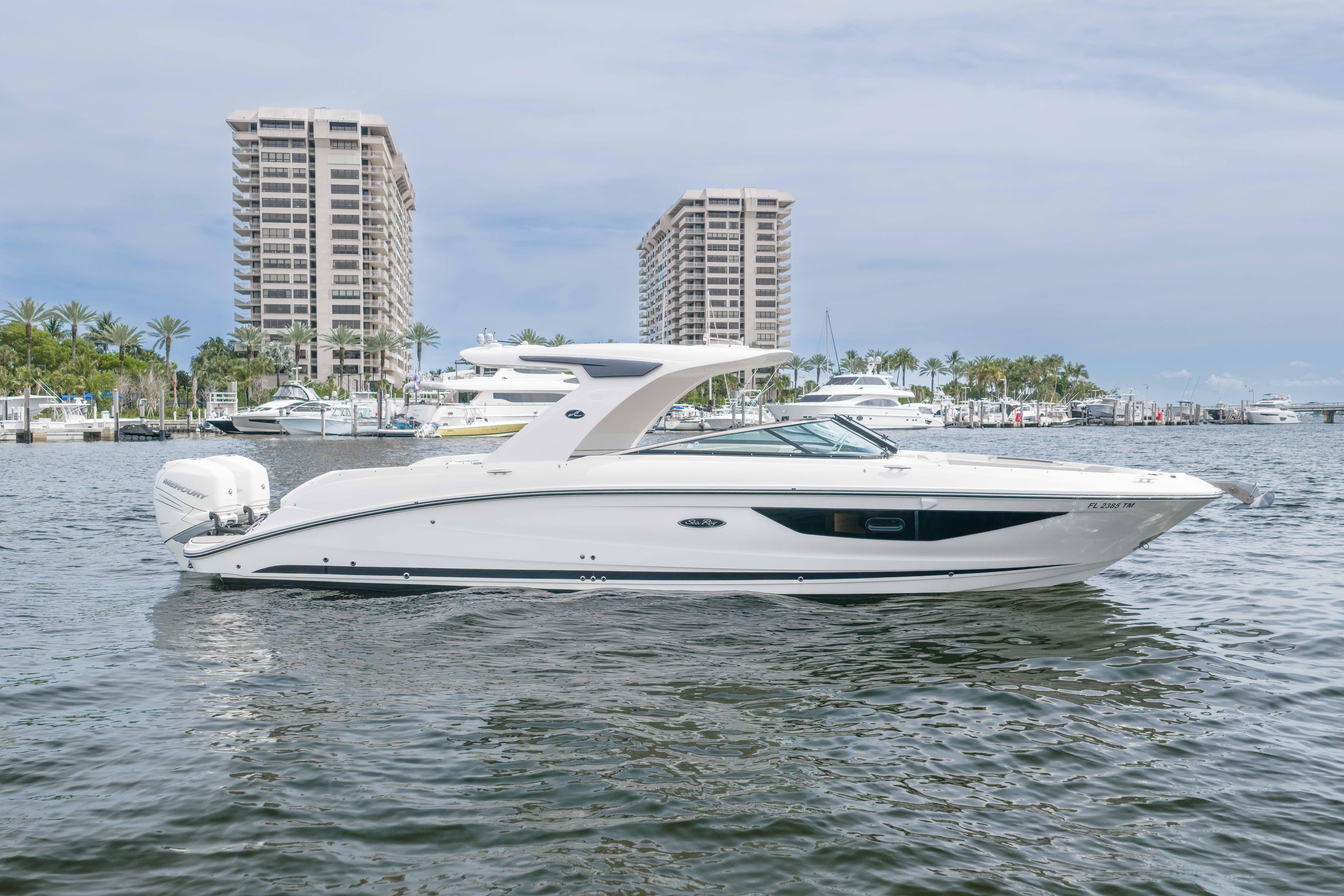 2023 Sea Ray SLX 350 Outboard for Sale in Miami, Florida Bowrider 4