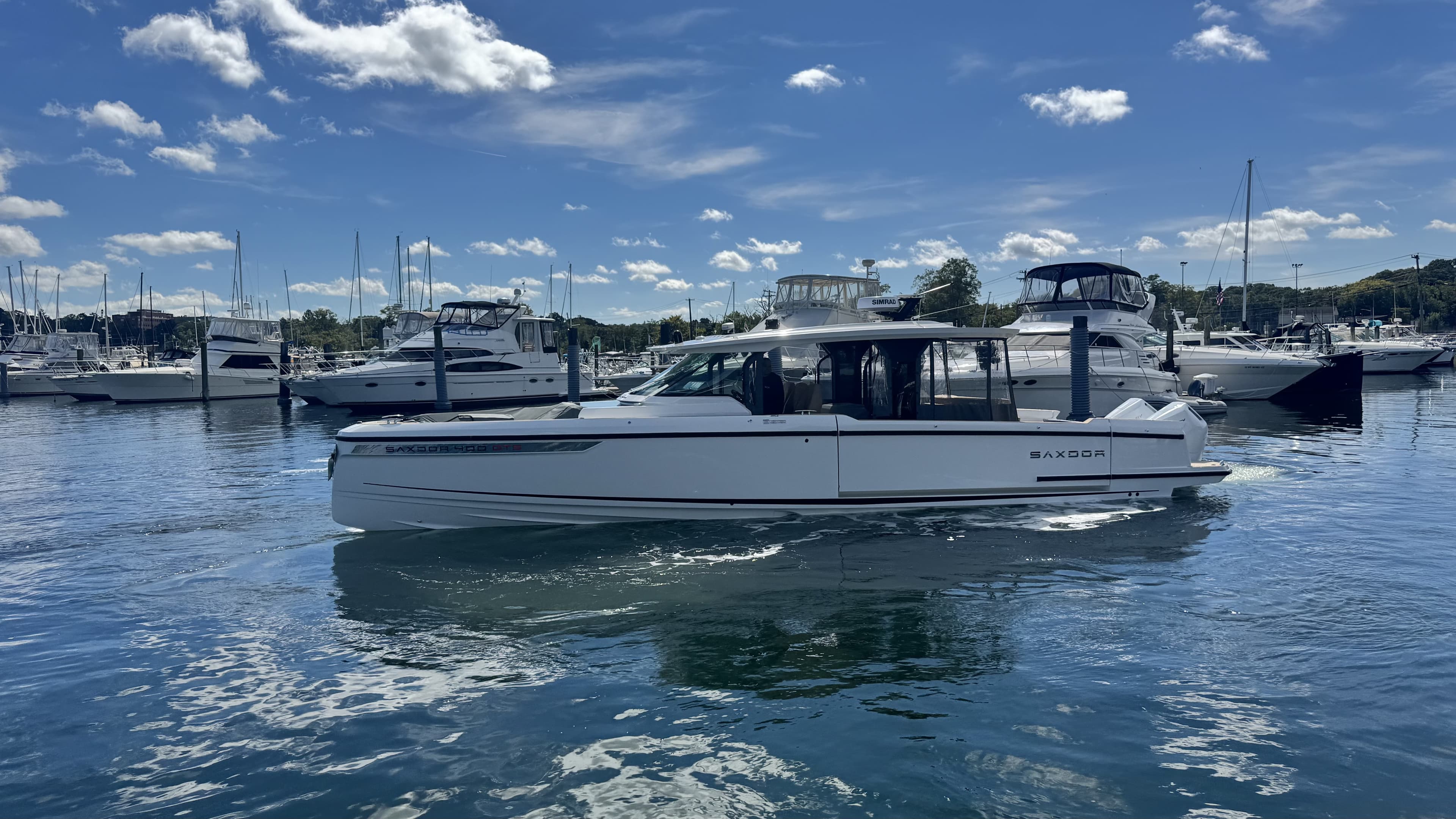 2027 Saxdor 400 GTS for Sale in Huntington, NY Center Console 4