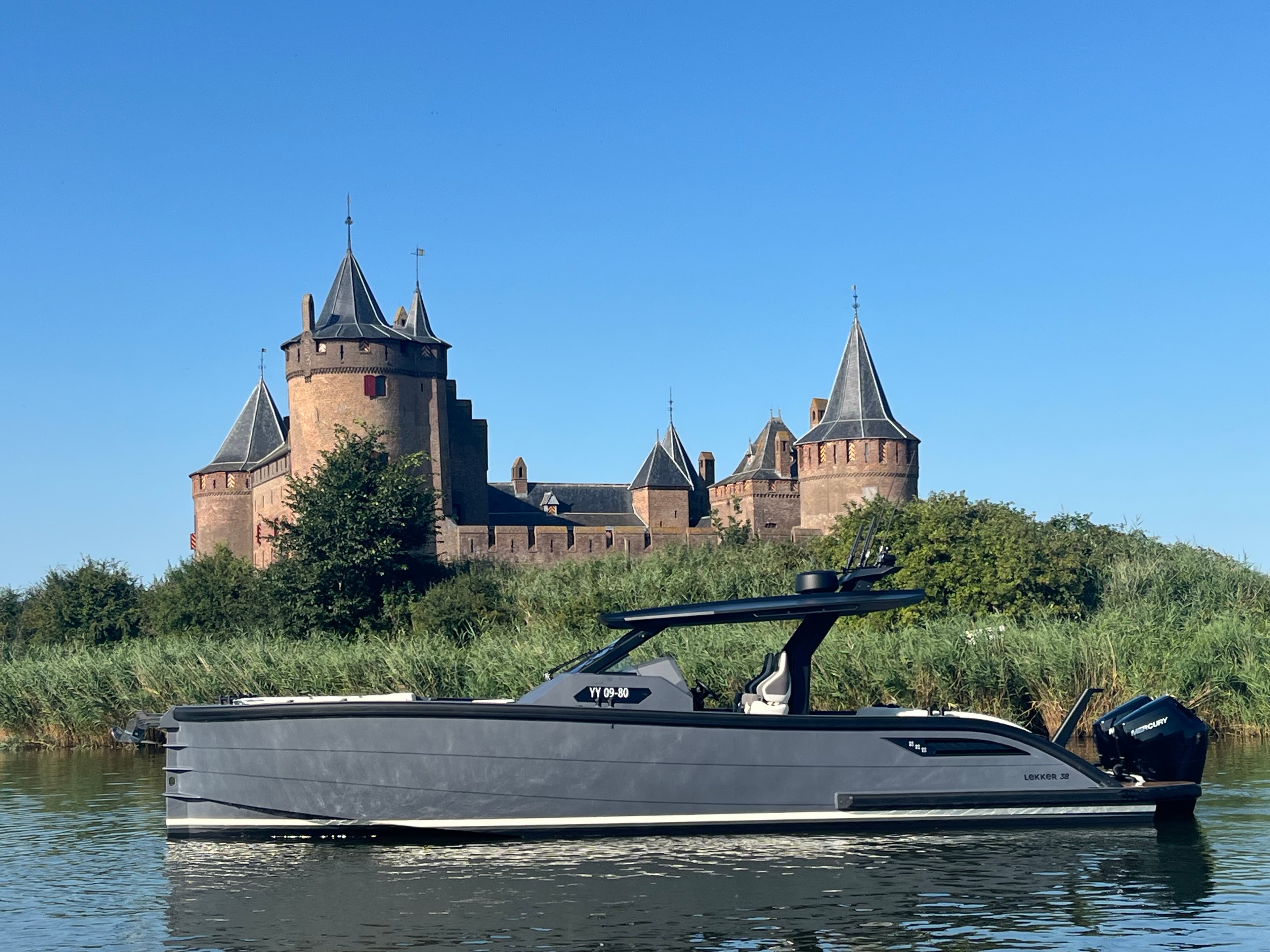 2026 Lekker 38 a la venta en Amsterdam, NL Center Console 2