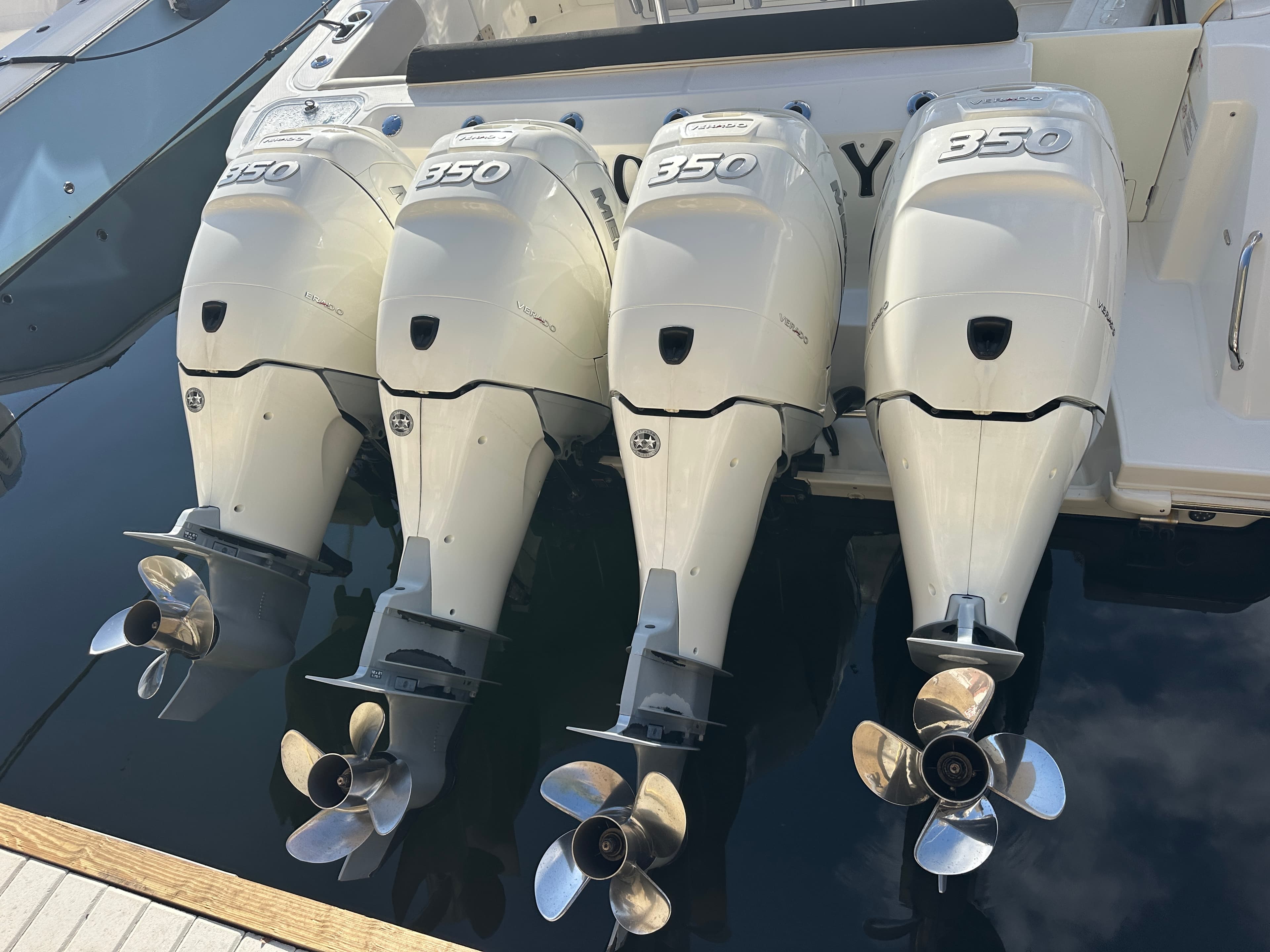 2020 Boston Whaler 420 Outrage a la venta en Jupiter, FL Sport Fishing 3