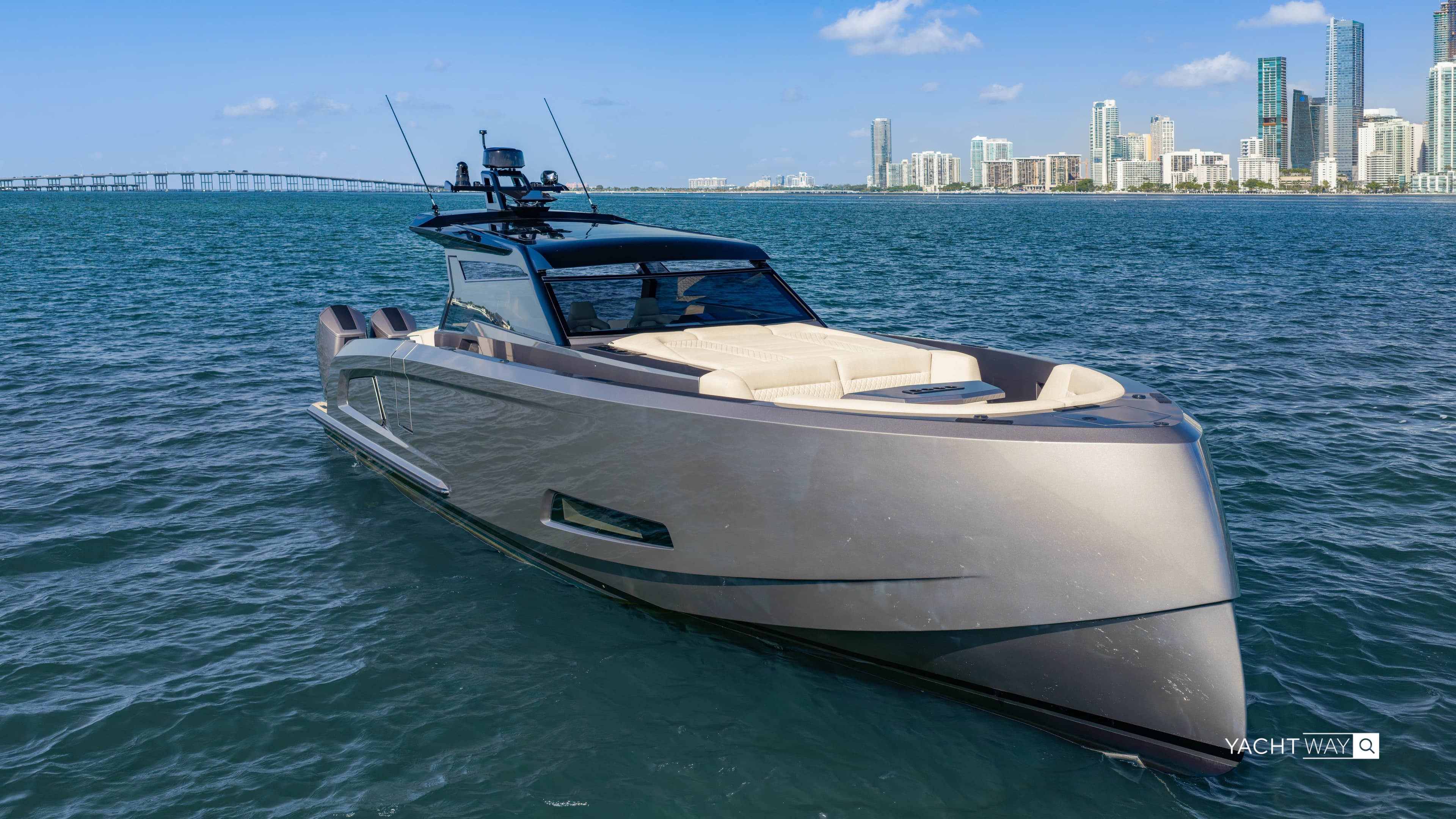 2026 Vanquish Yachts VQ45 Veloce à vendre à Fort Lauderdale, Florida Walk-around Boats 2