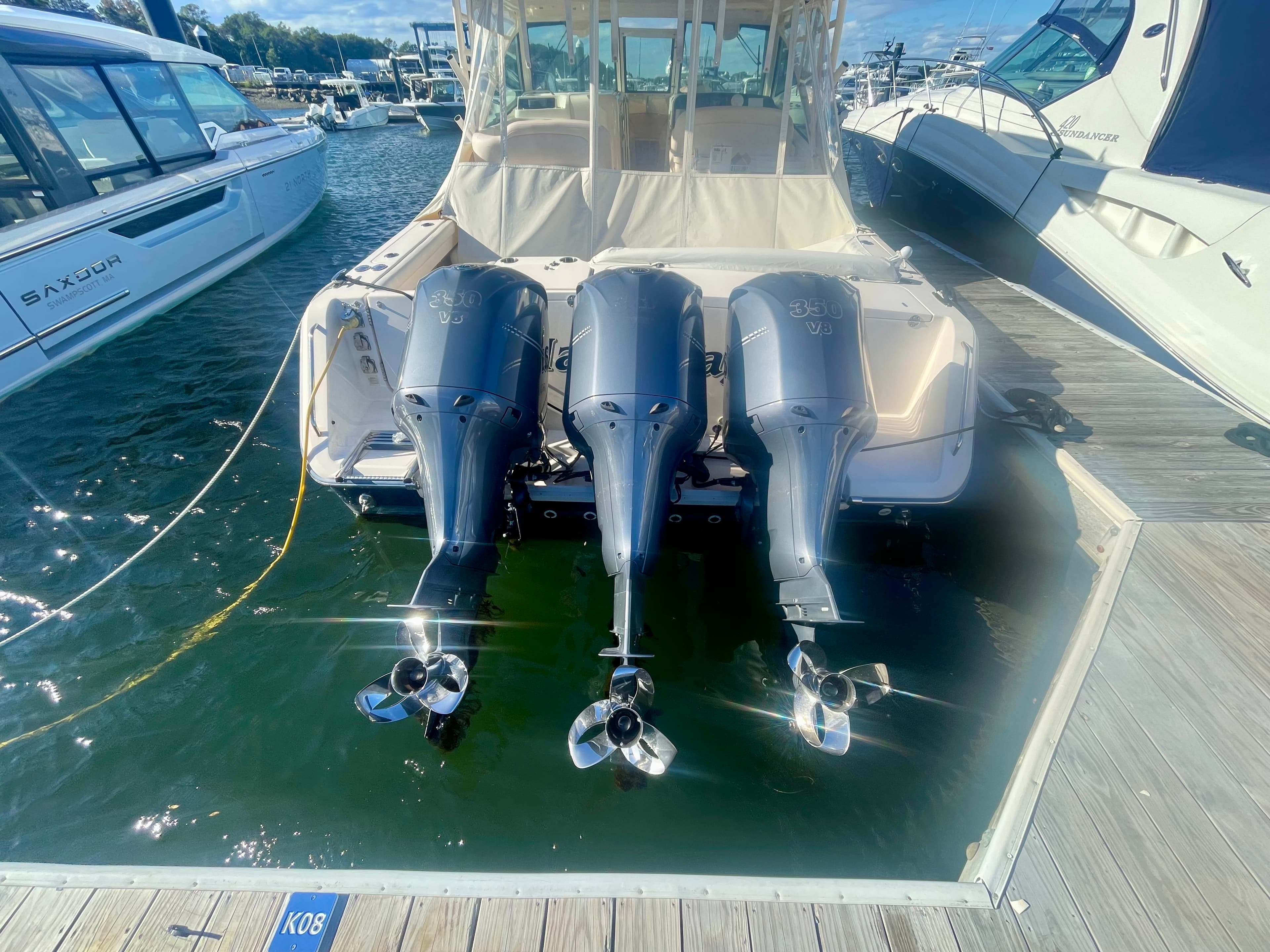 2017 Grady-White Boats Freedom 375 a la venta en Quincy, MA Bowrider 3