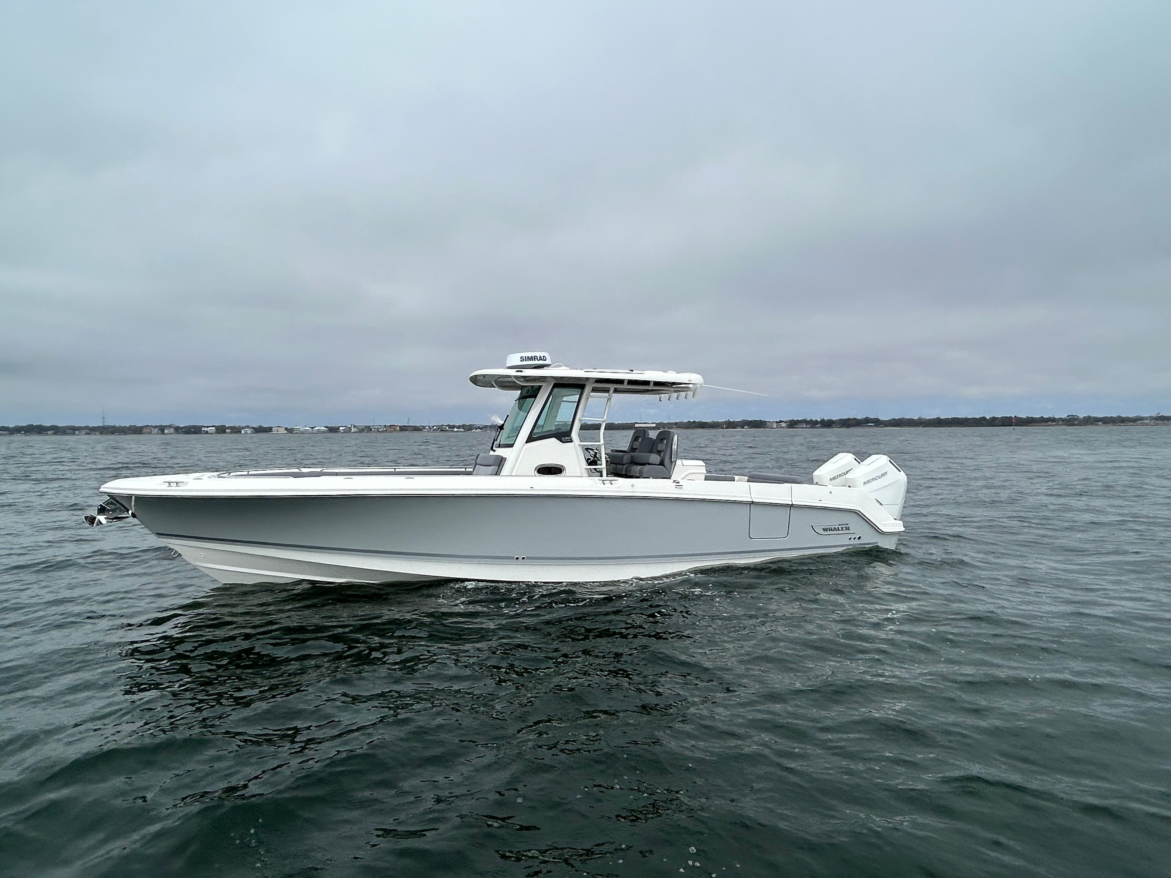 2026 Boston Whaler 330 Outrage zum Verkauf in Gulf Shores, AL Center Console 3