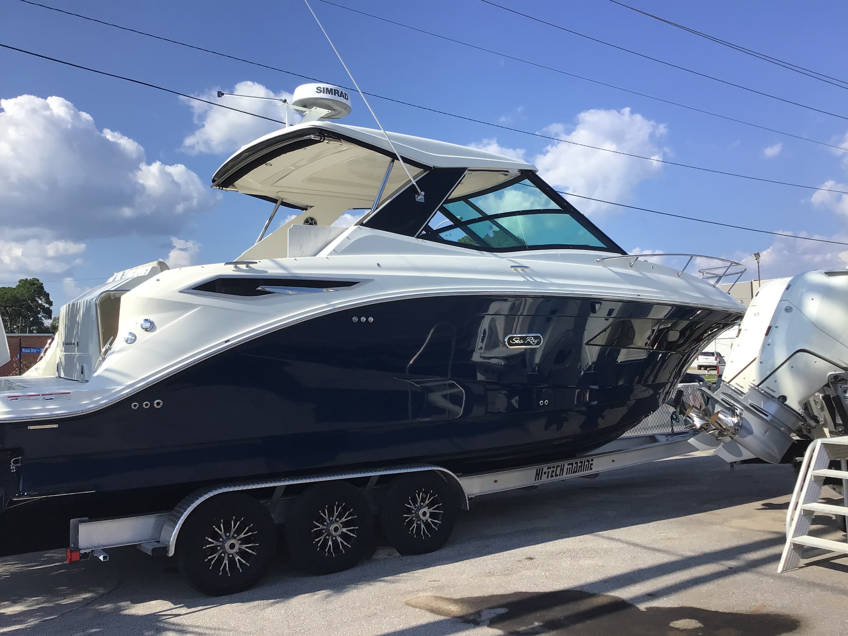 2026 Sea Ray Sundancer 320 Outboard for Sale in Fort Walton Beach, Florida Express Cruiser