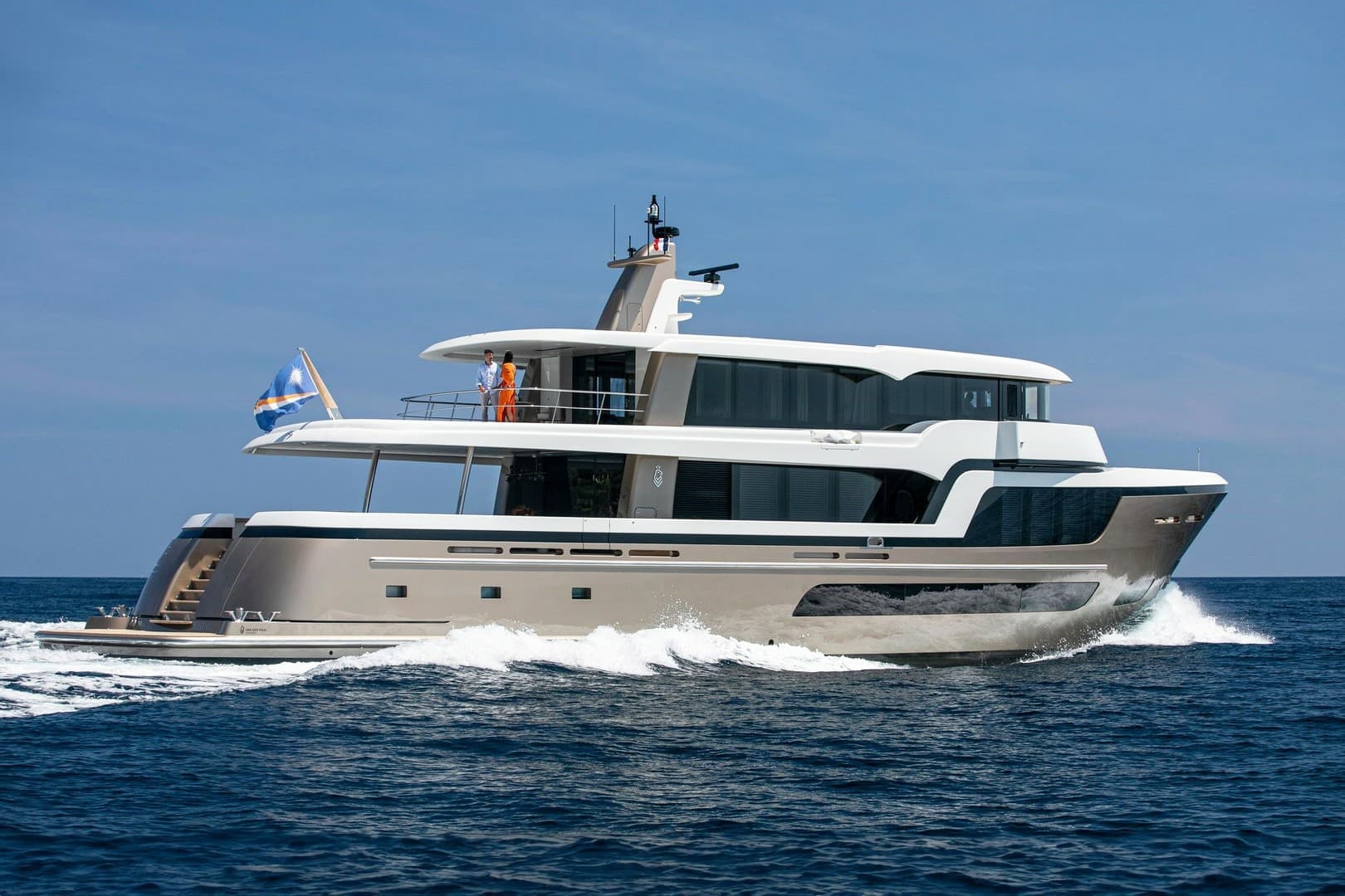 2022 Van der Valk 34M Lady Lene zum Verkauf in Miami Beach, Florida Motor Yacht 2