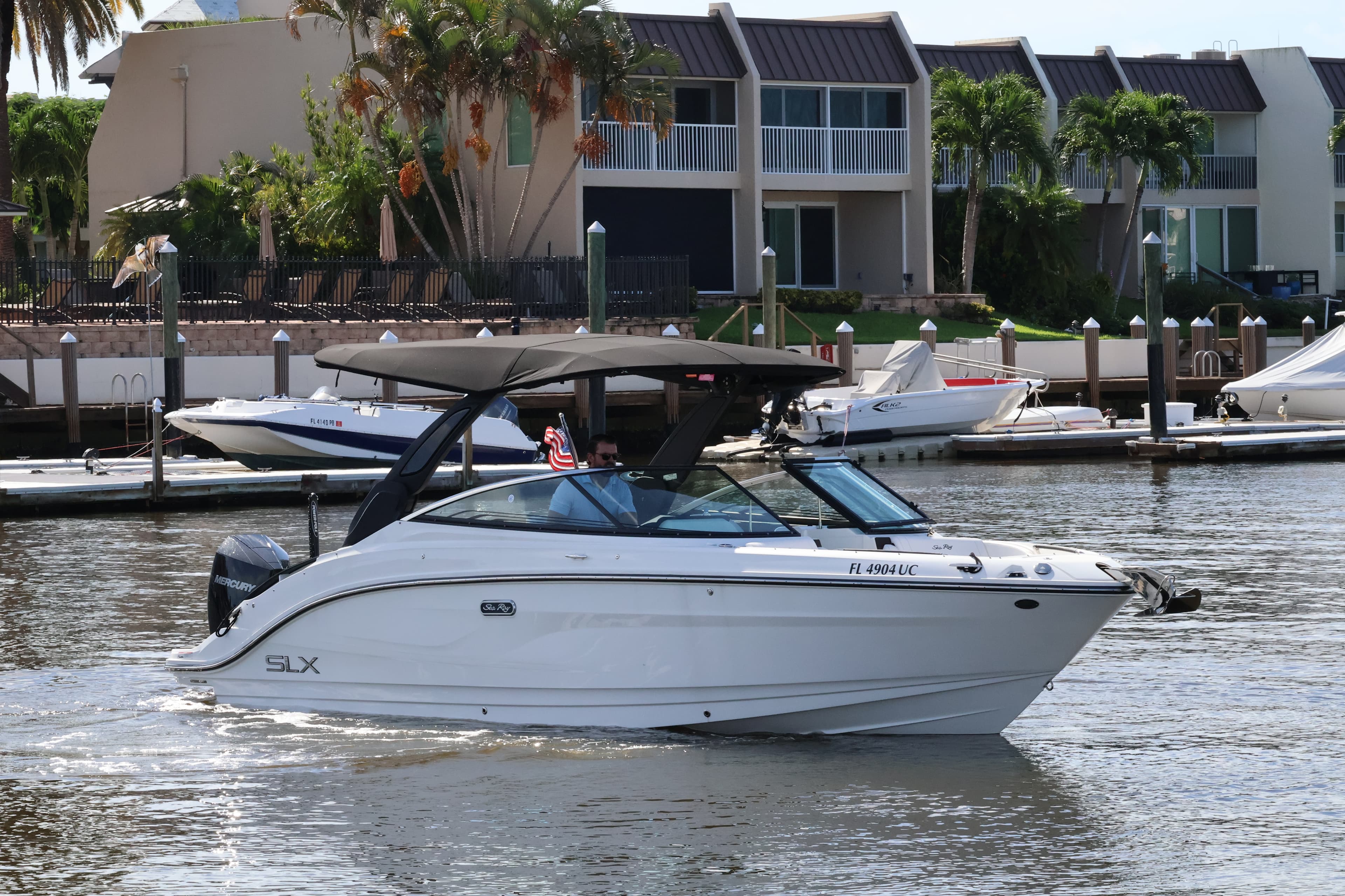 2026 Sea Ray SLX 260 Outboard for Sale in Naples, Florida Bowrider