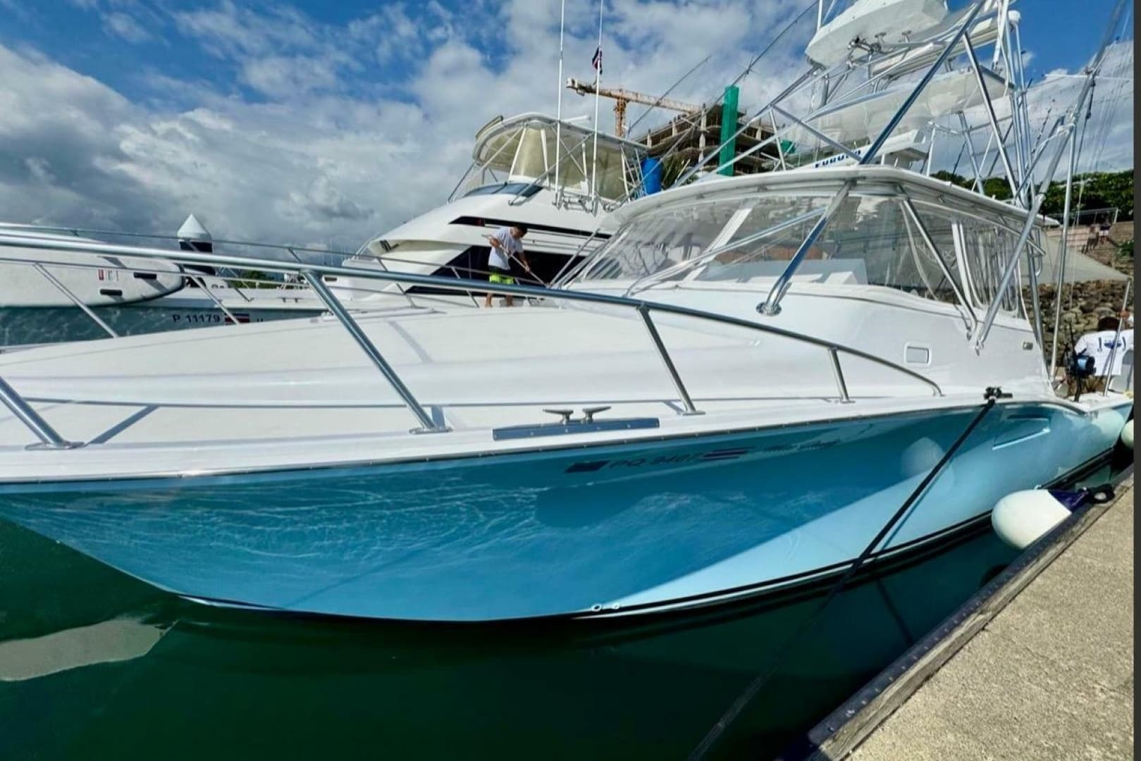 2004 CABO 40 Hardtop Express te koop in Quepos, CR Express Cruiser