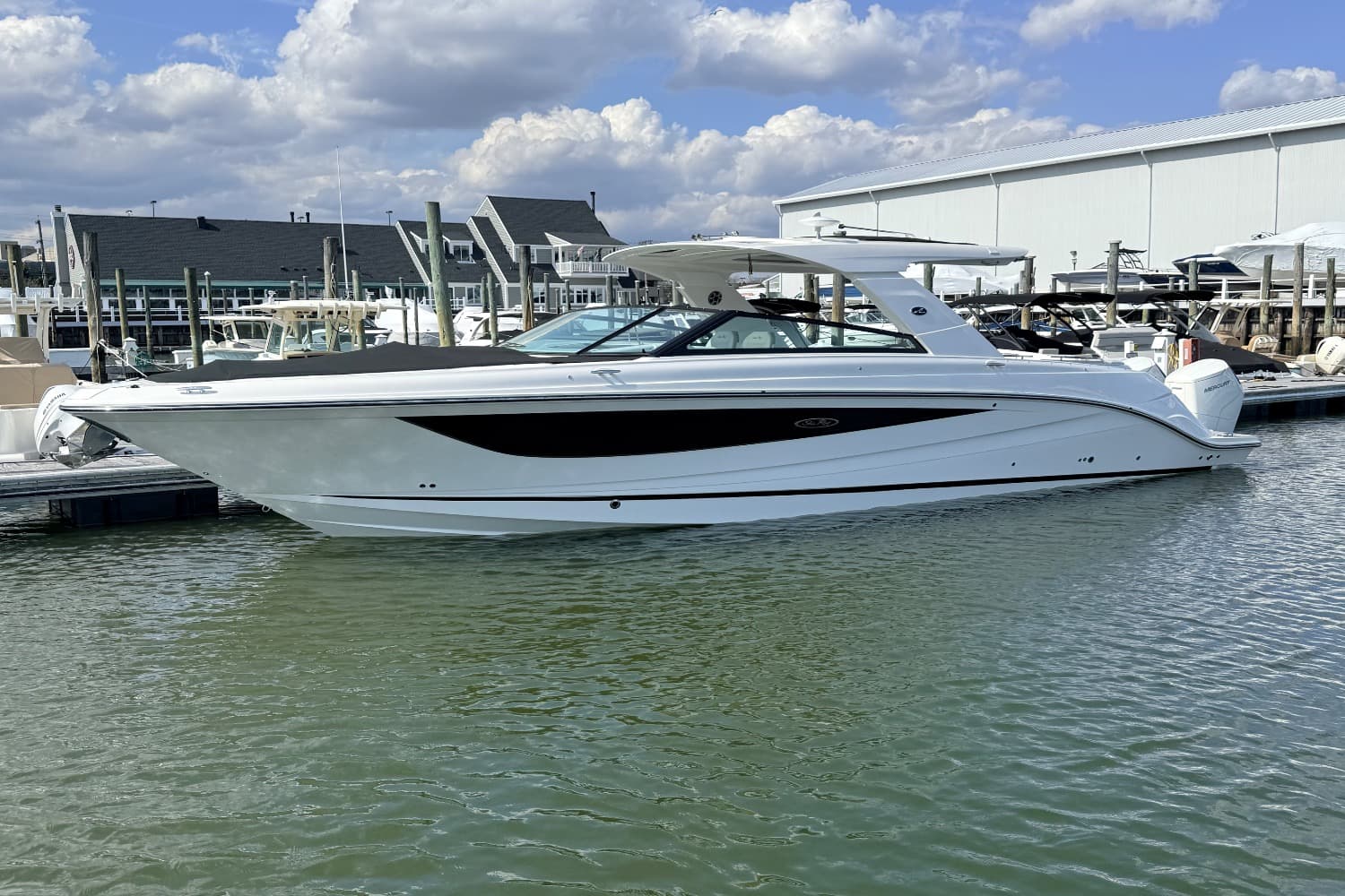 2026 Sea Ray SLX 400 Outboard for Sale in Somers Point, New Jersey Bowrider 2