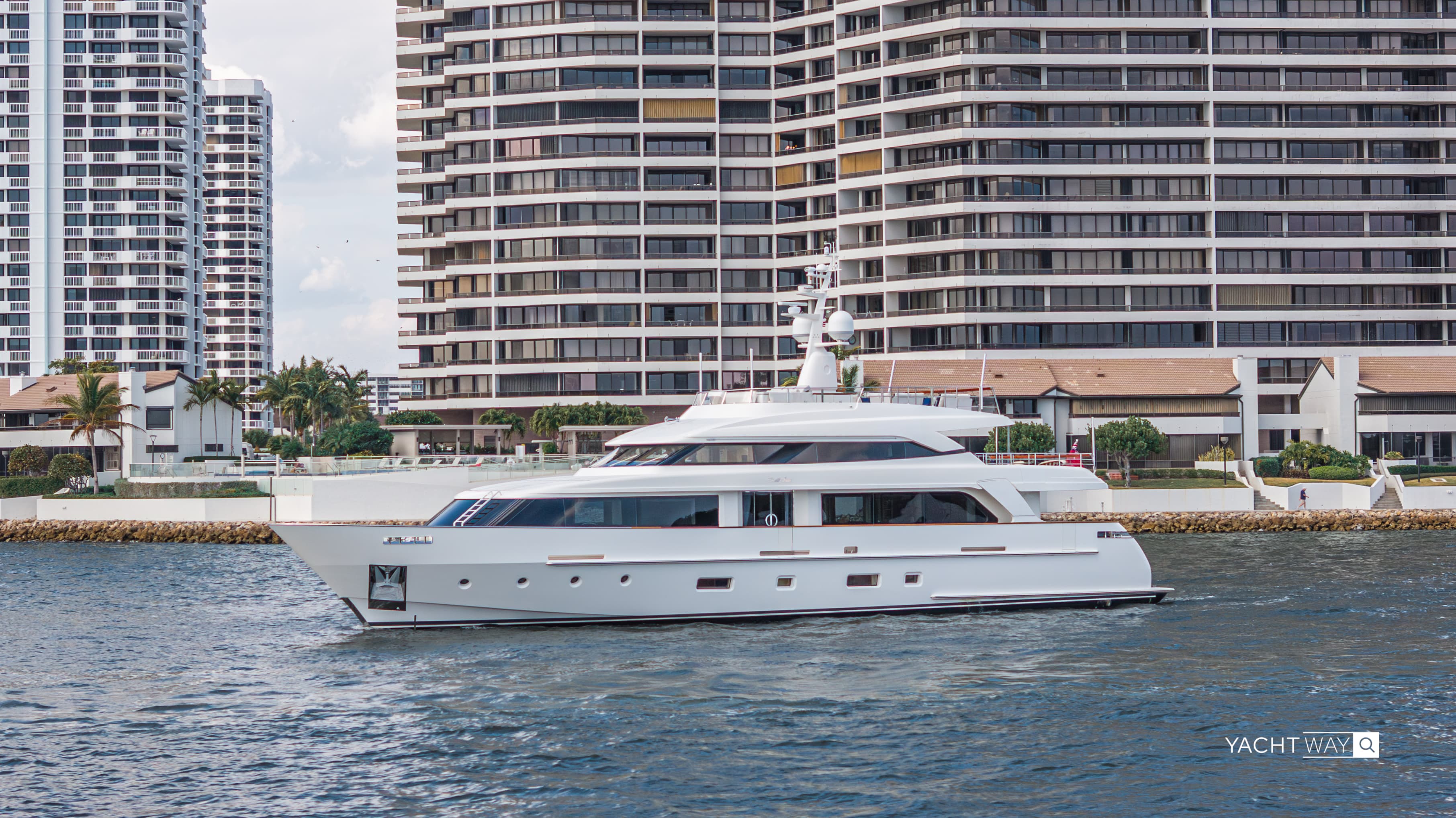 2017 Sanlorenzo SD112 for Sale in North Palm Beach, Florida Megayacht 4
