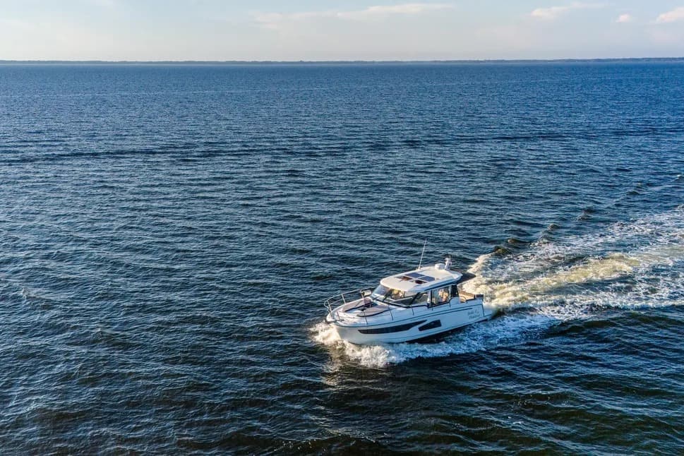 Jeanneau NC 1095 Coupe Series 2 for Sale