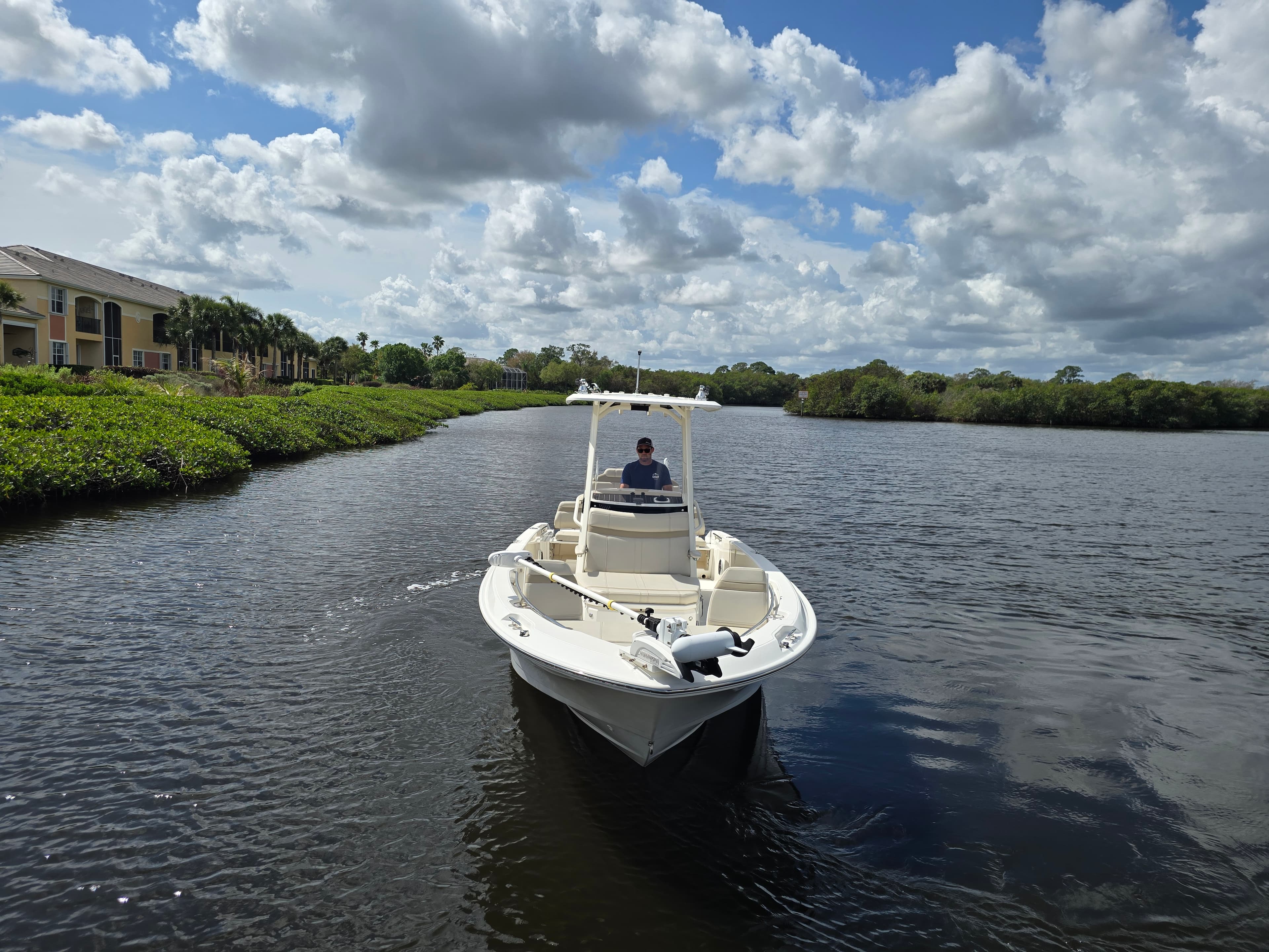2023 Boston Whaler 250 Dauntless zum Verkauf in Stuart, Florida Center Console 4