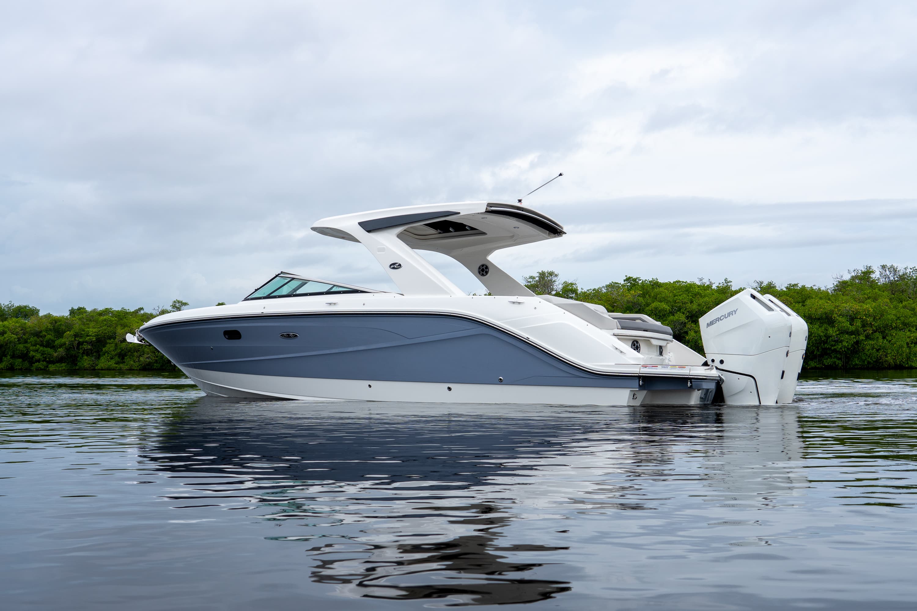 2027 Sea Ray SLX 310 Outboard for Sale in Fort Myers, FL Bowrider 2