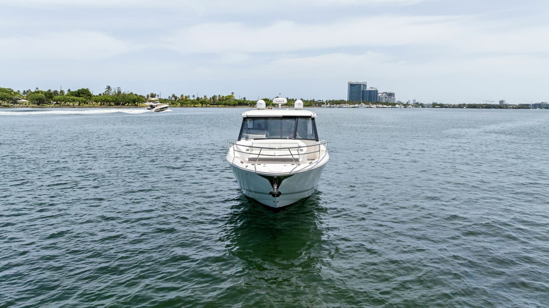 2022 Regal 36 XO a la venta en North Miami, Florida Express Cruiser 3