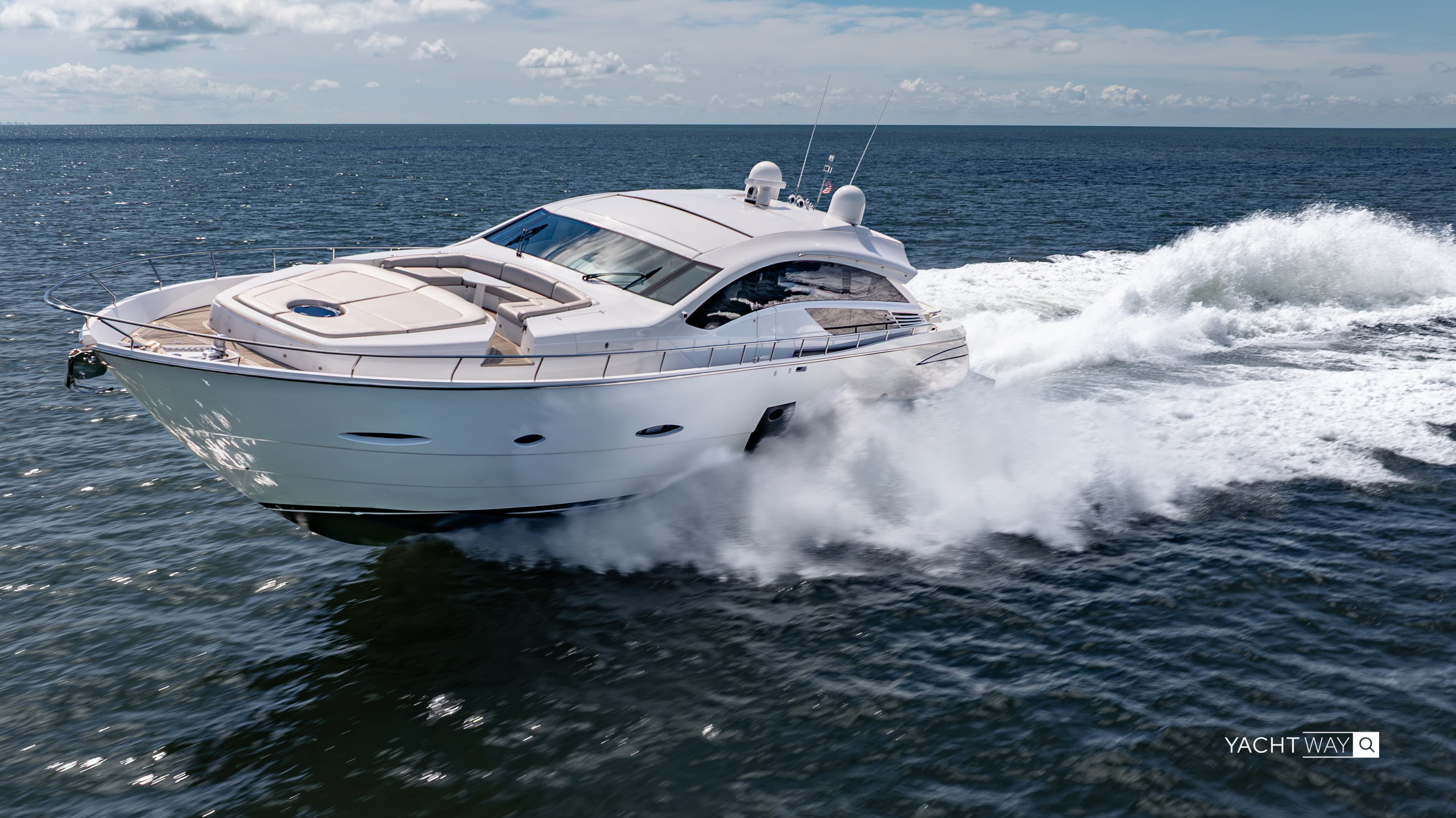 2010 Pershing 80 zum Verkauf in Naples, Florida High Performance 3