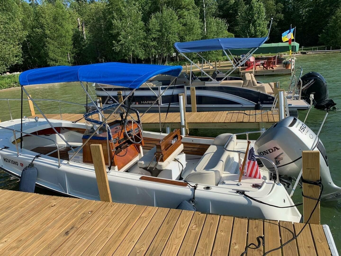 1972 Boston Whaler 21 Outrage Rib Side for Sale in Harbor Springs, Michigan Center Console 3