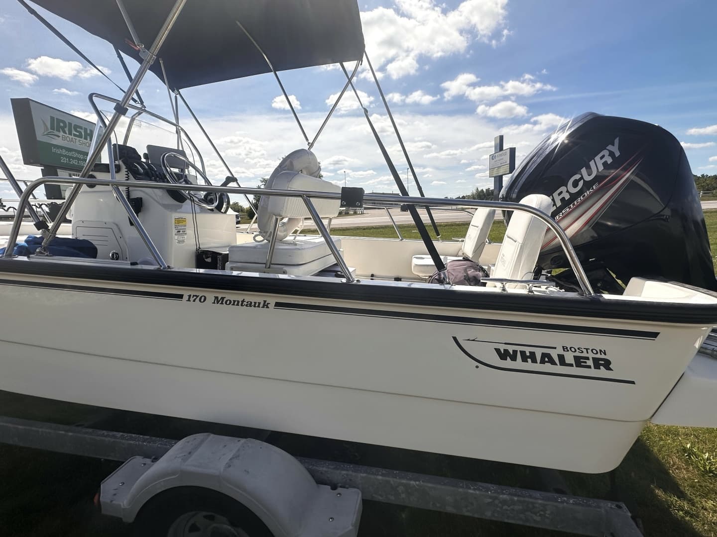 2015 Boston Whaler 170 Montauk zum Verkauf in Traverse City, Michigan Center Console 4