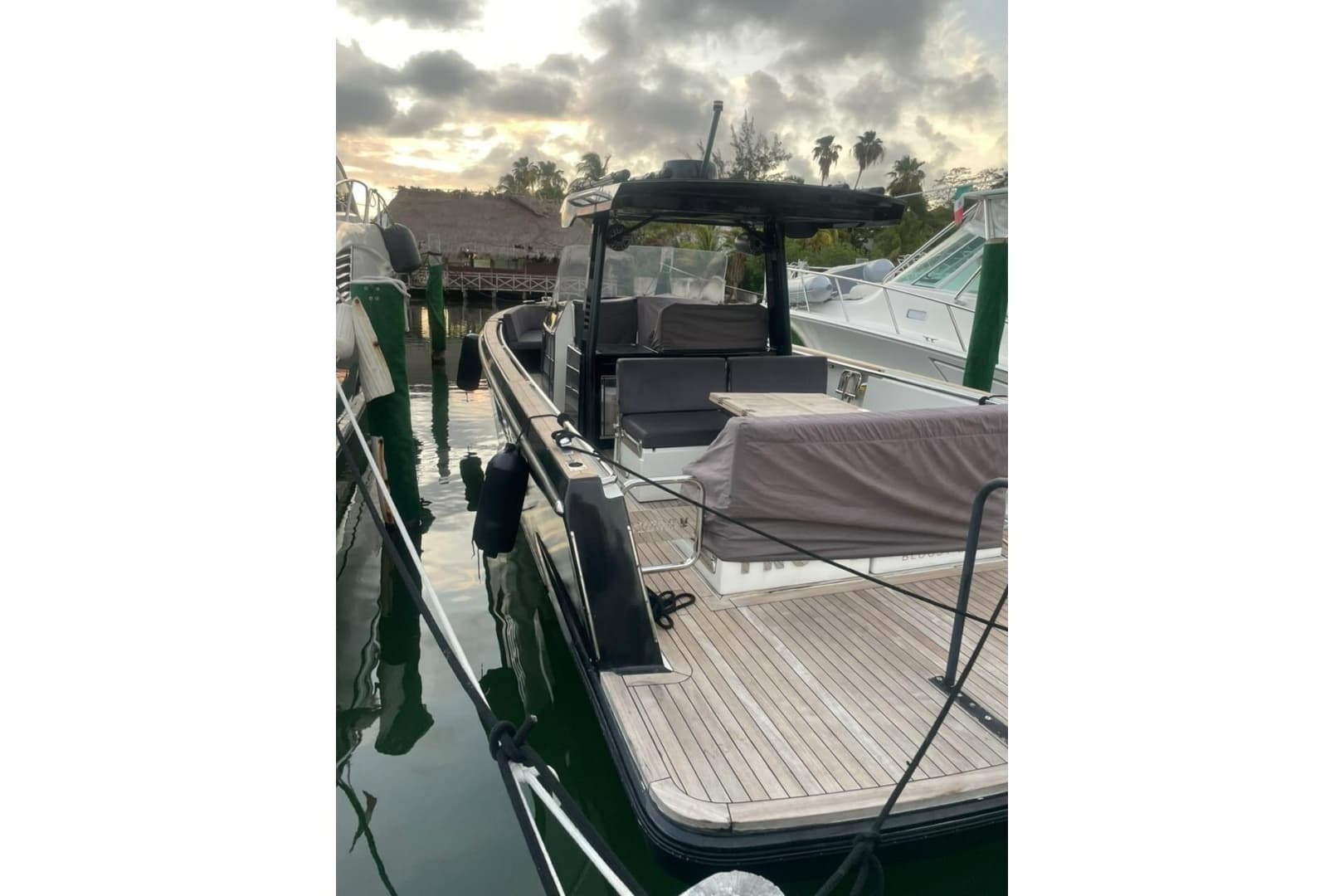 2021 Fjord 38 Open te koop in Solidaridad, MX Motor Yacht 3