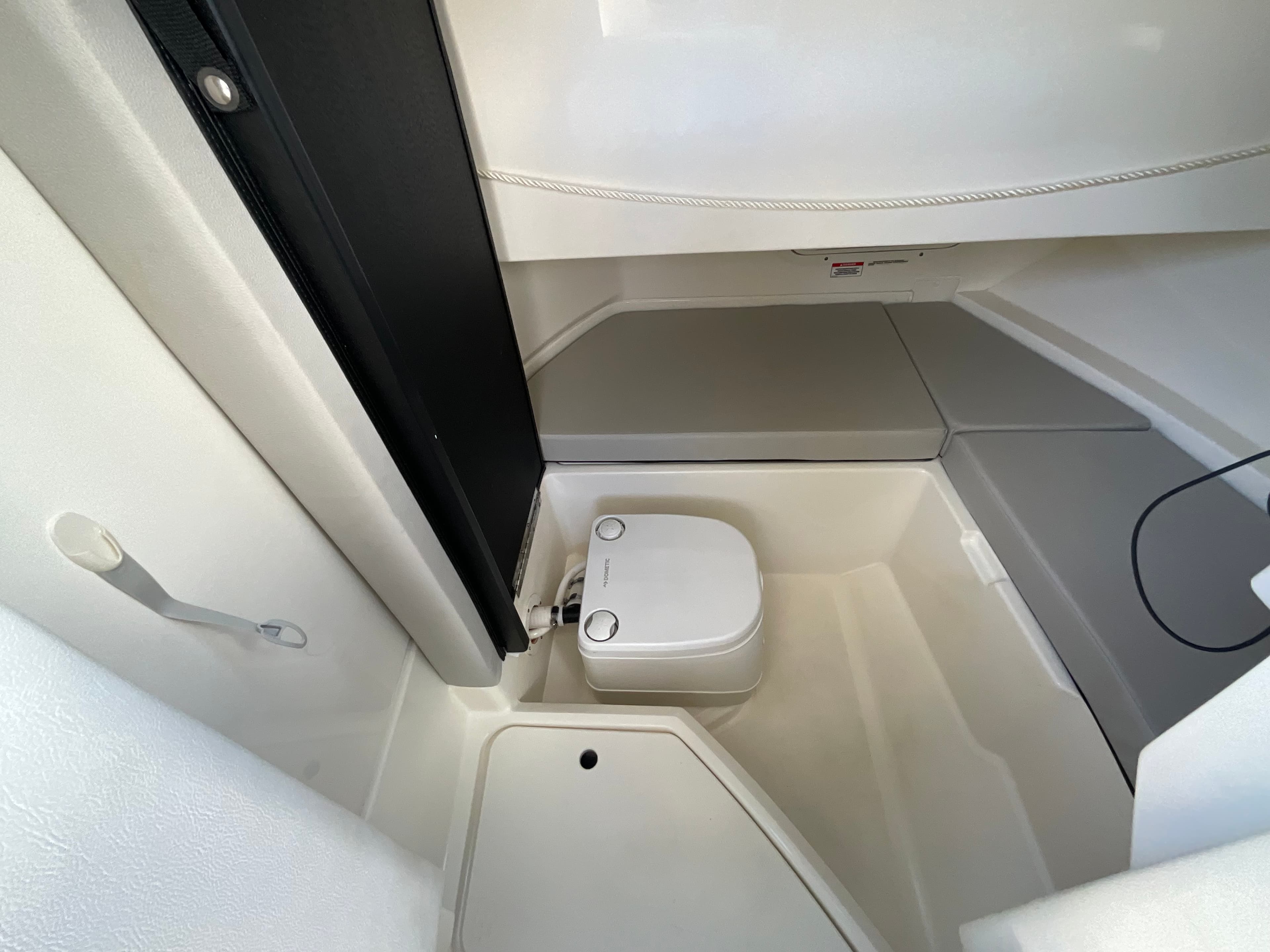2021 Sea Ray SDX 250 Outboard zum Verkauf in Jacksonville Beach, Florida Bowrider 4