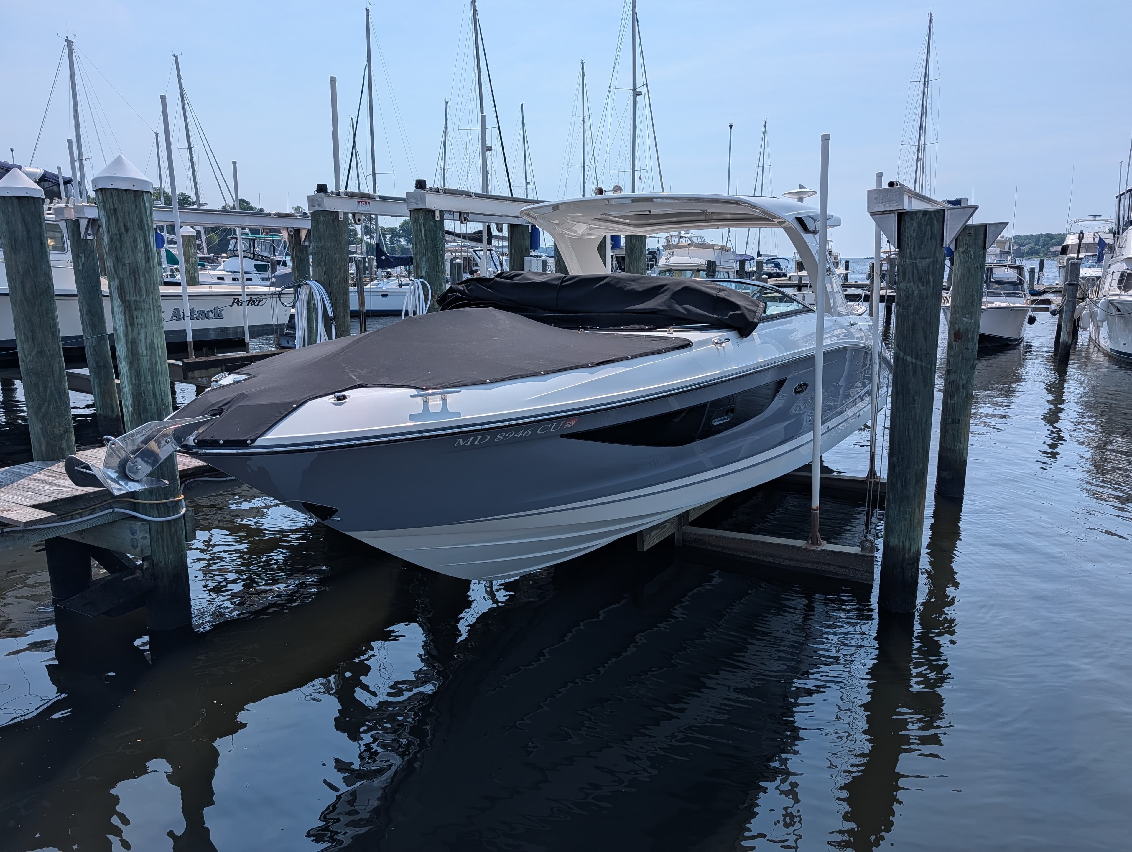 2023 Sea Ray SLX 350 Outboard for Sale in Grasonville, MD Bowrider 2