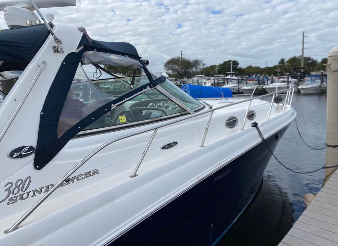 2004 Sea Ray 380 Sundancer for Sale in Davie, Florida Express Cruiser 2