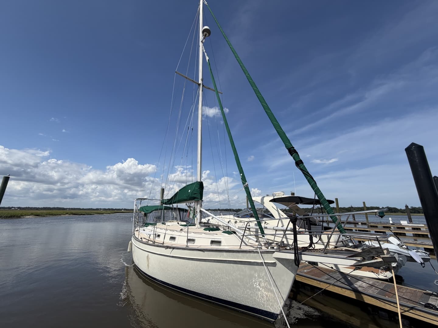 1986 Island Packet Yachts 38 for Sale in Charleston, South Carolina Cutter 2