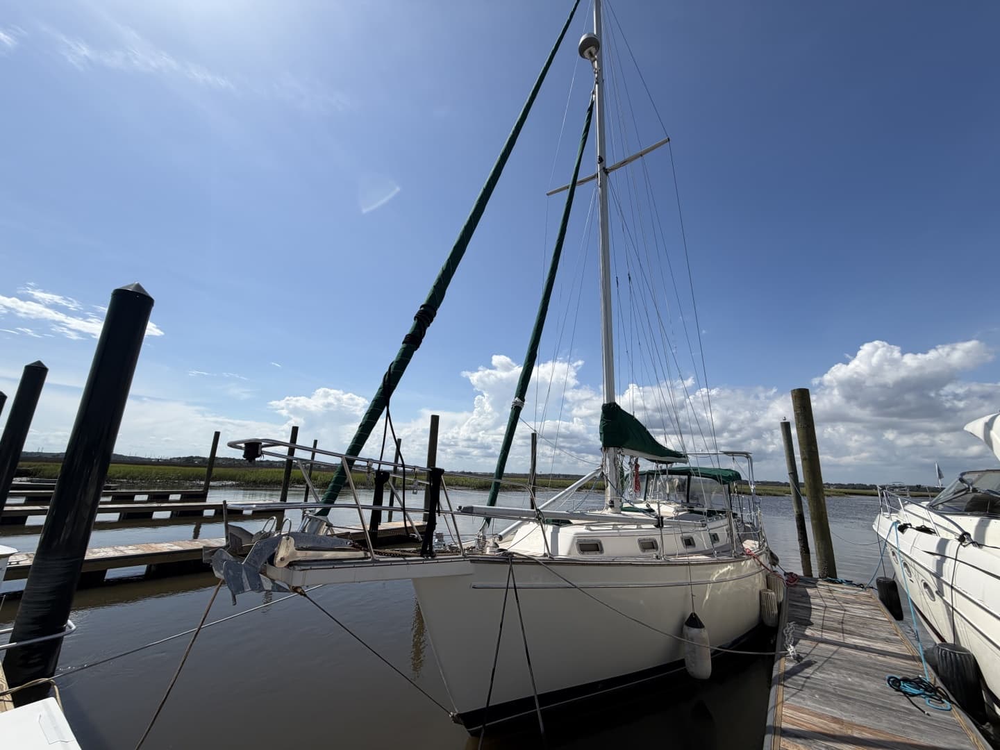 1986 Island Packet Yachts 38 for Sale in Charleston, South Carolina Cutter 3