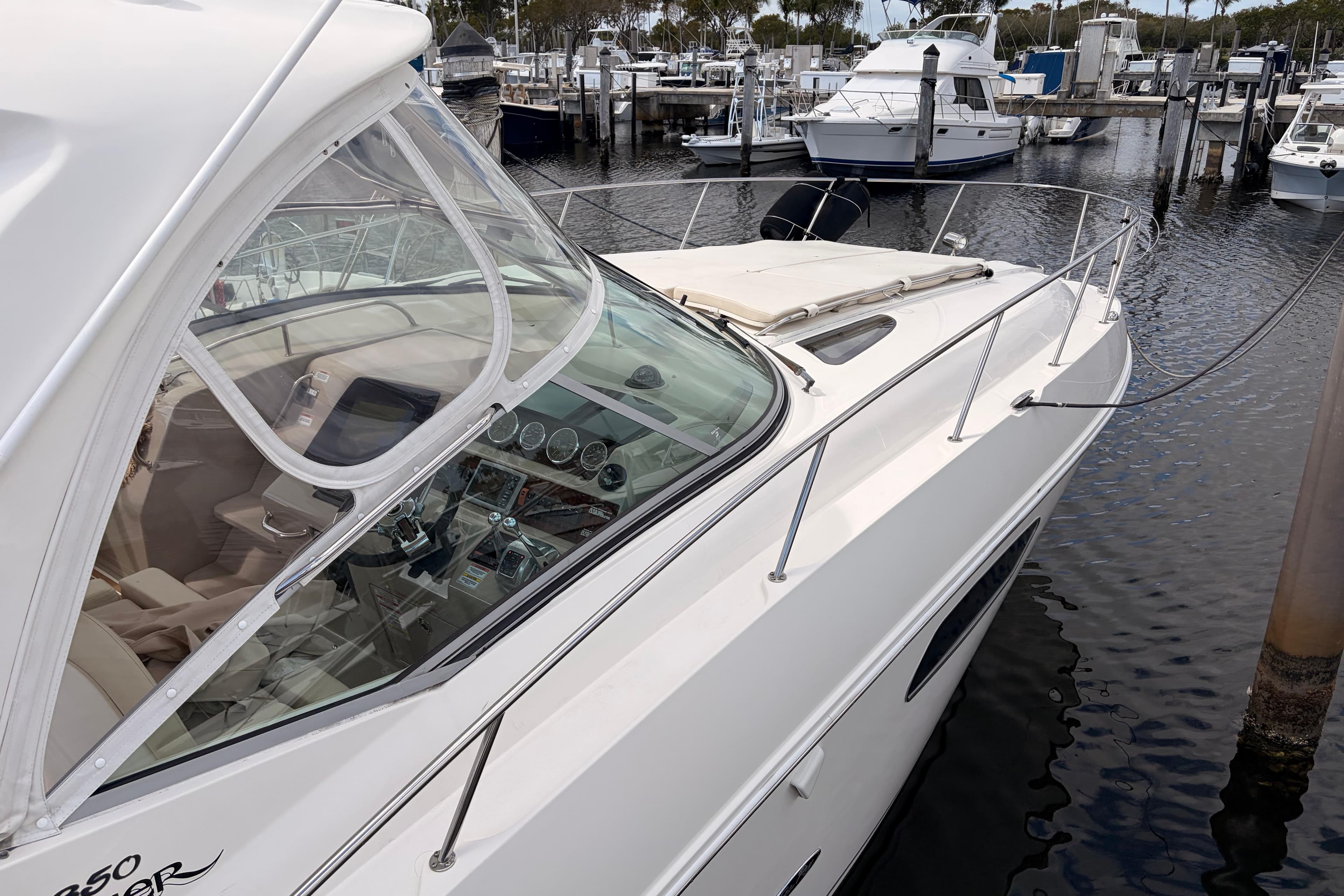 2008 Sea Ray 350 Sundancer zum Verkauf in Homestead, Florida Express Cruiser 4
