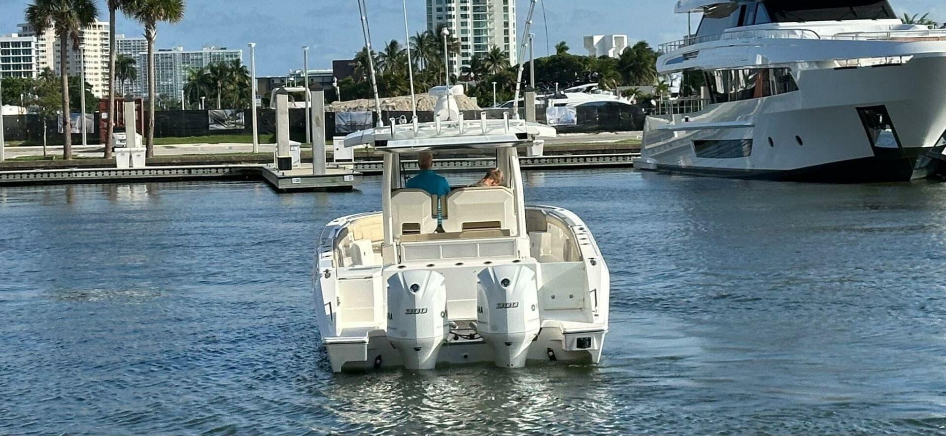 2020 Pursuit S 328 for Sale in Fort Lauderdale, Florida Center Console 2