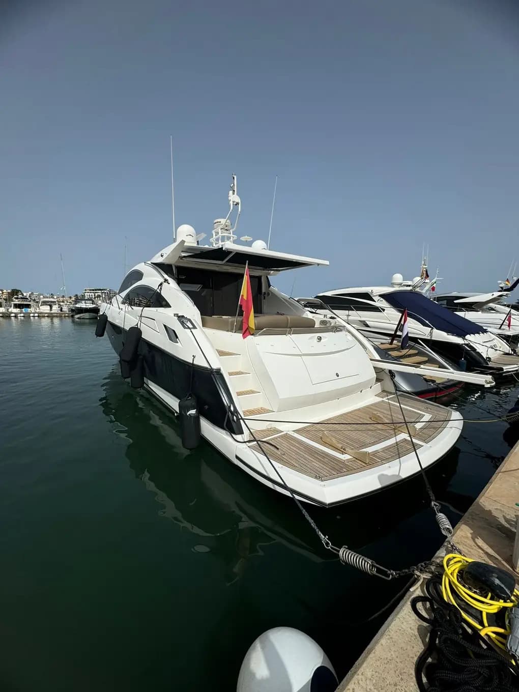 2007 Sunseeker Predator 62 zum Verkauf in Altea, ES Motor Yacht 4