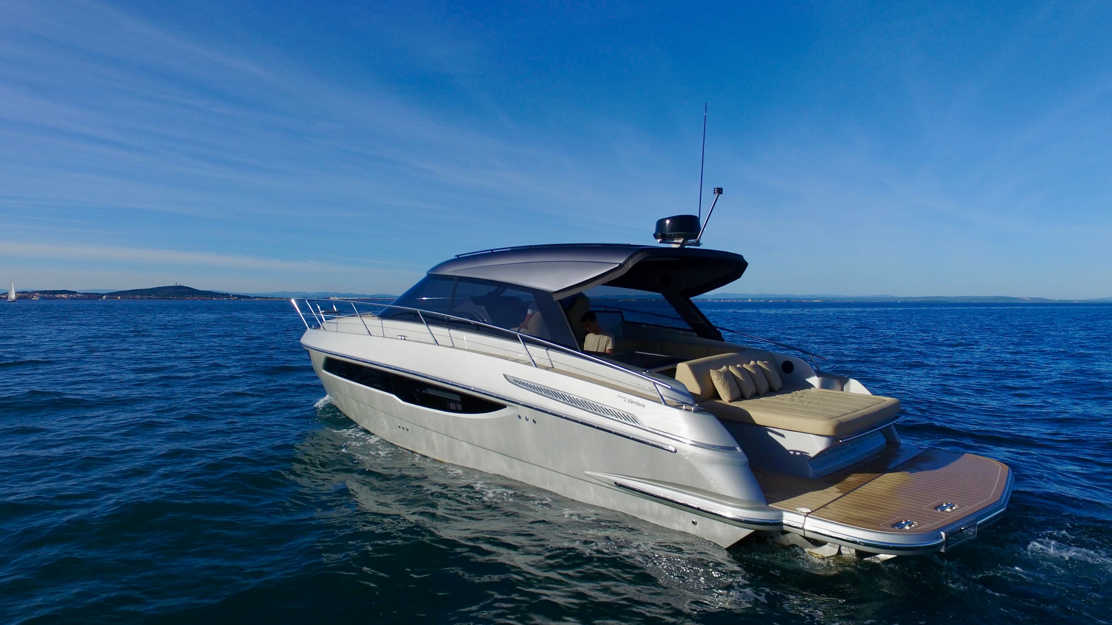 2025 Focus Motor Yachts Power 36 for Sale in Agde, FR Sport Cruiser