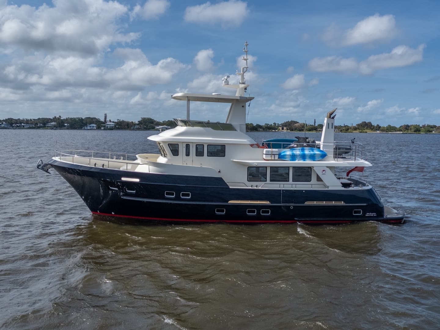 2022 De Alm Delfino 64 in vendita a Stuart, Florida Explorer Yachts 5