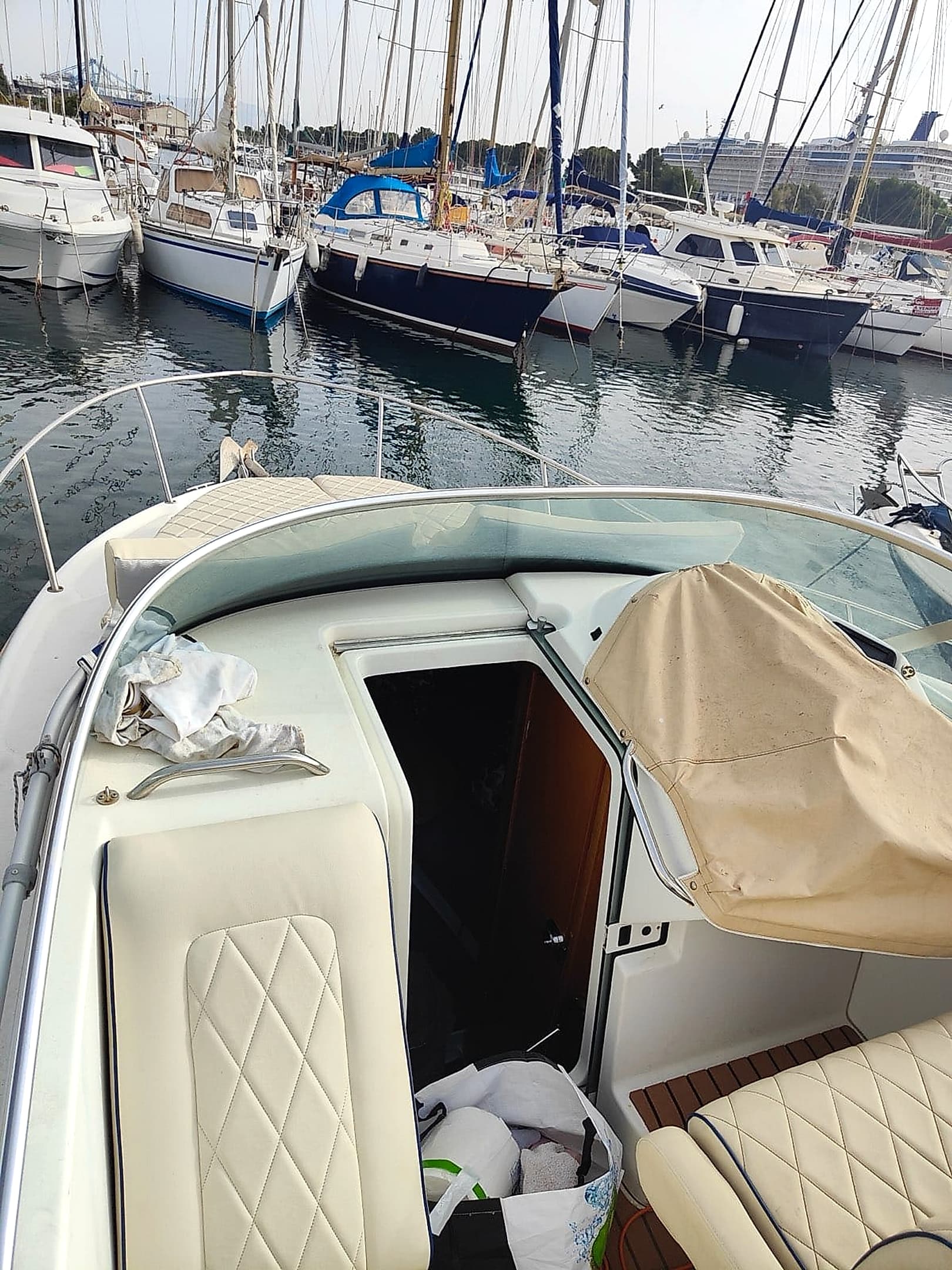 2000 Beneteau Flyer 701 in vendita a Marseille, Bouches-du-Rhône Motor Yacht 2