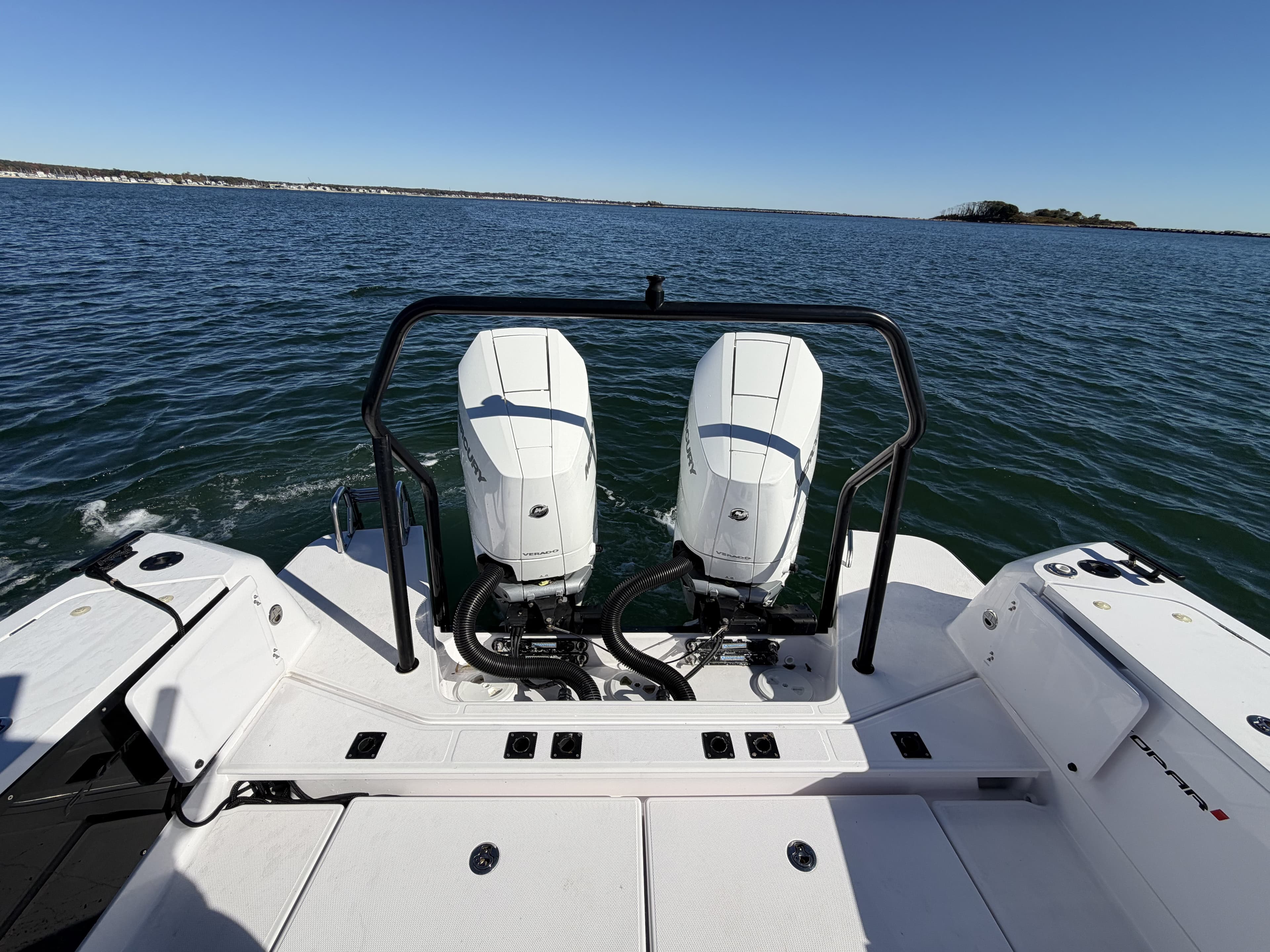 2024 Axopar 37 XC Cross Cabin for Sale in Westbrook, Connecticut Center Console 5