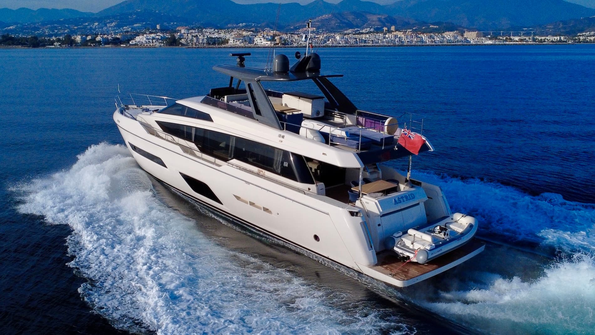 2019 Ferretti Yachts 780 for Sale in Málaga, ES Flybridge 2
