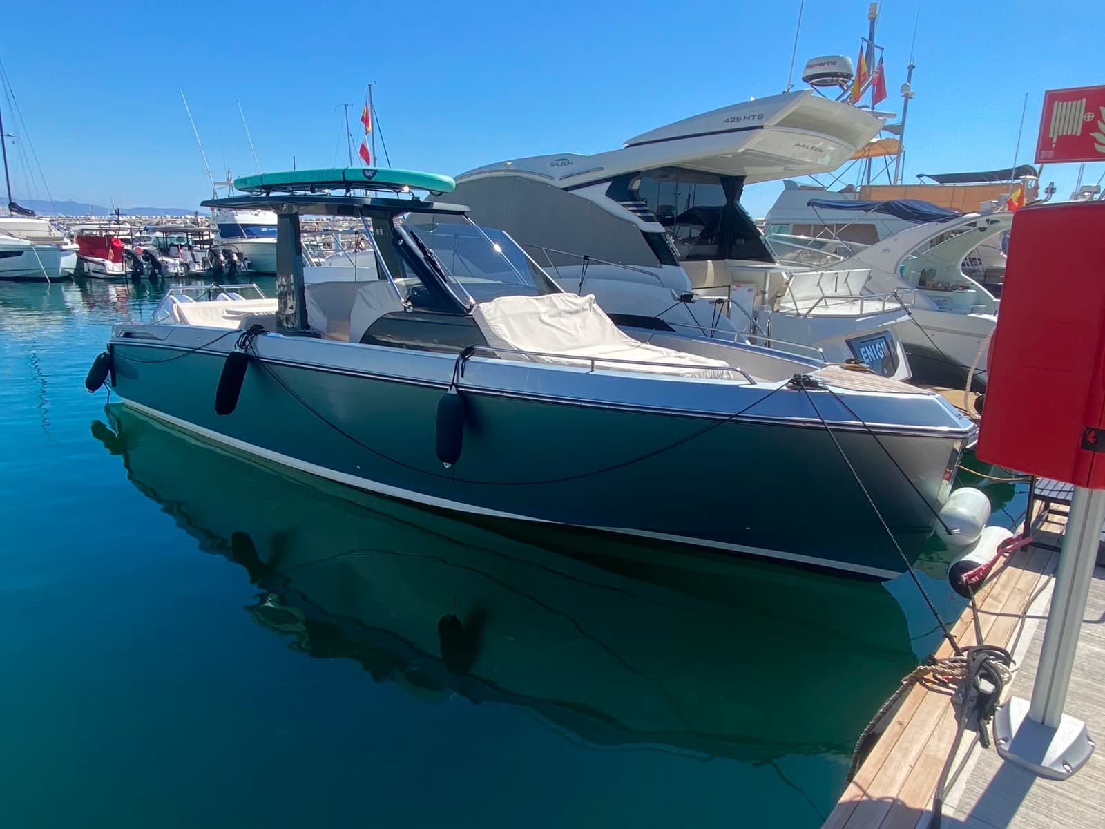 2024 Schaefer Yachts V33 zum Verkauf in Marbella, ES Center Console