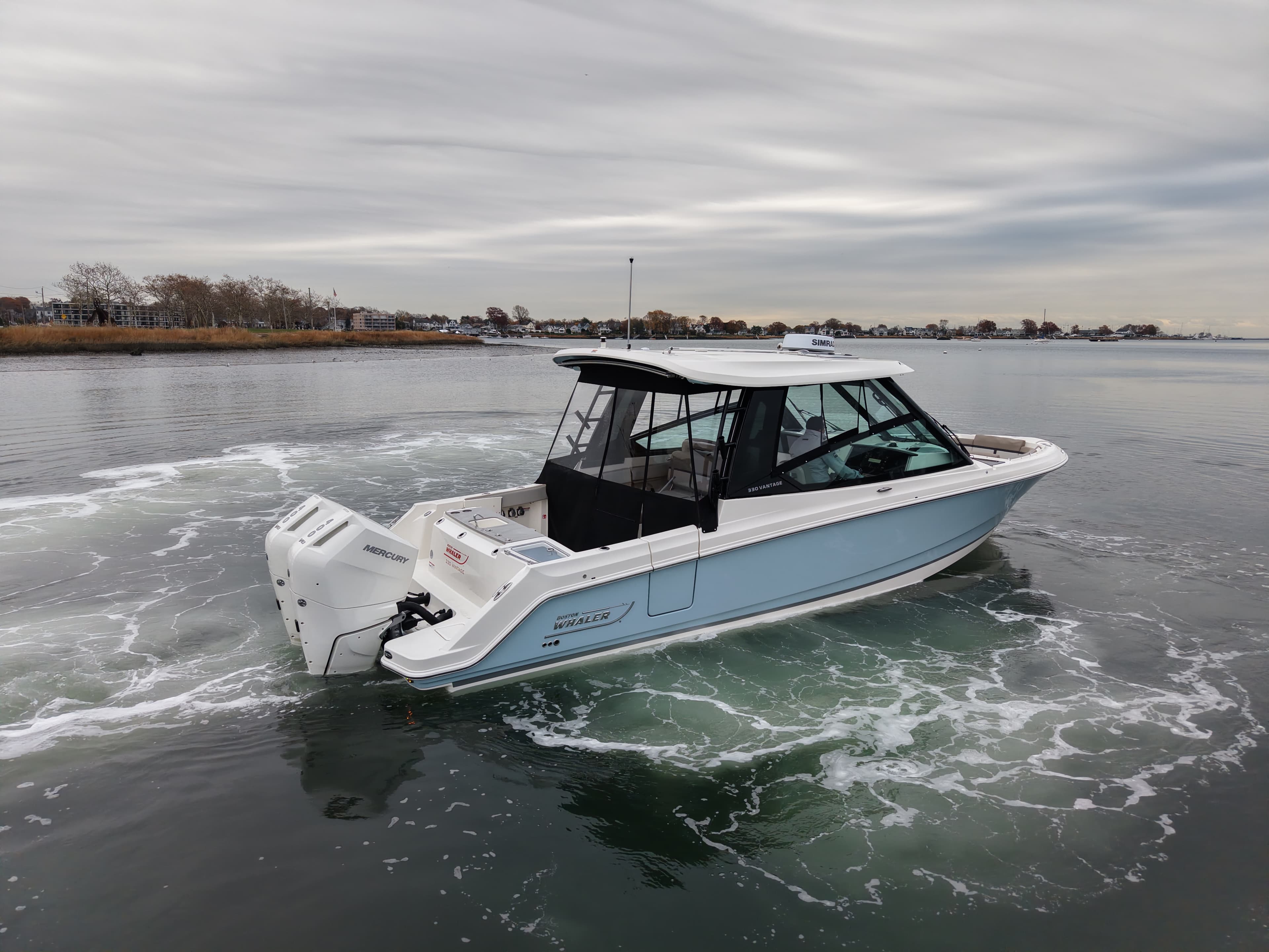 2026 Boston Whaler 330 Vantage zum Verkauf in Norwalk, Connecticut Dual Console 3
