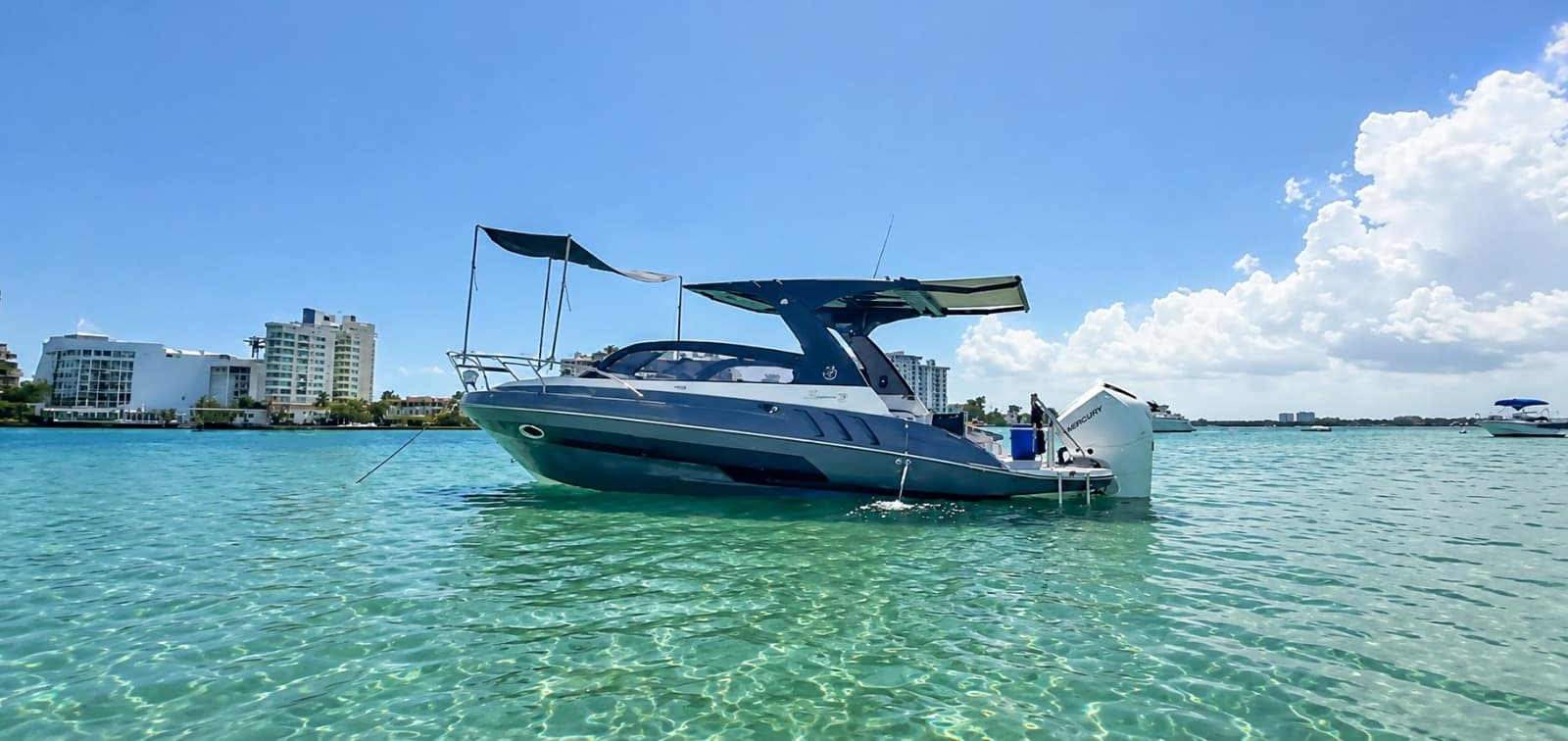 2027 Hanover Yachts 305 for Sale in Fort Lauderdale, Florida Express Cruiser 2