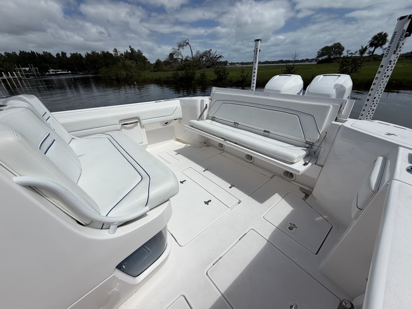 2021 Intrepid Powerboats 345 Nomad FE te koop in Stuart, Florida Center Console 4