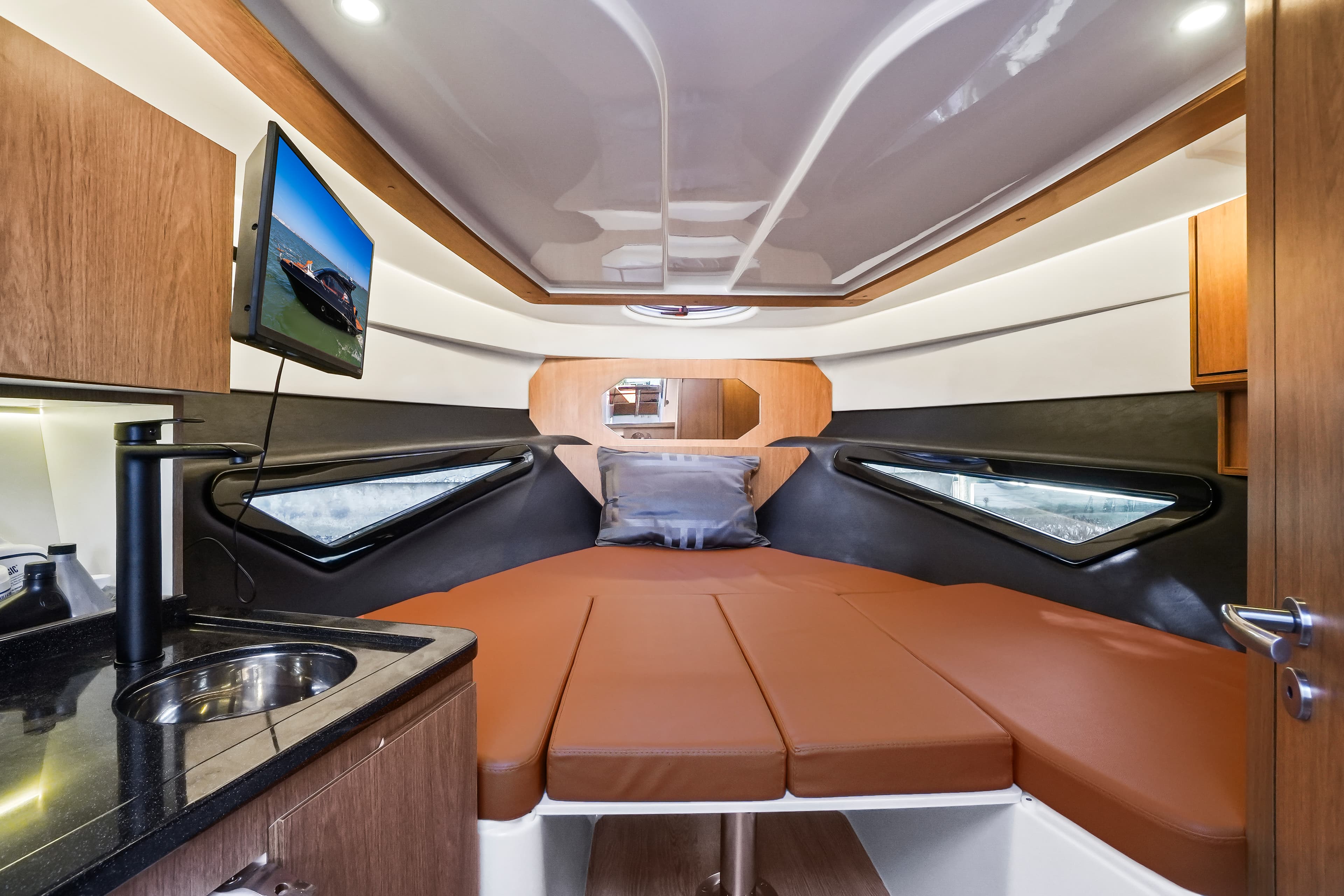 2027 Hanover Yachts 355 in vendita a Fort Lauderdale, Florida Motor Yacht 4