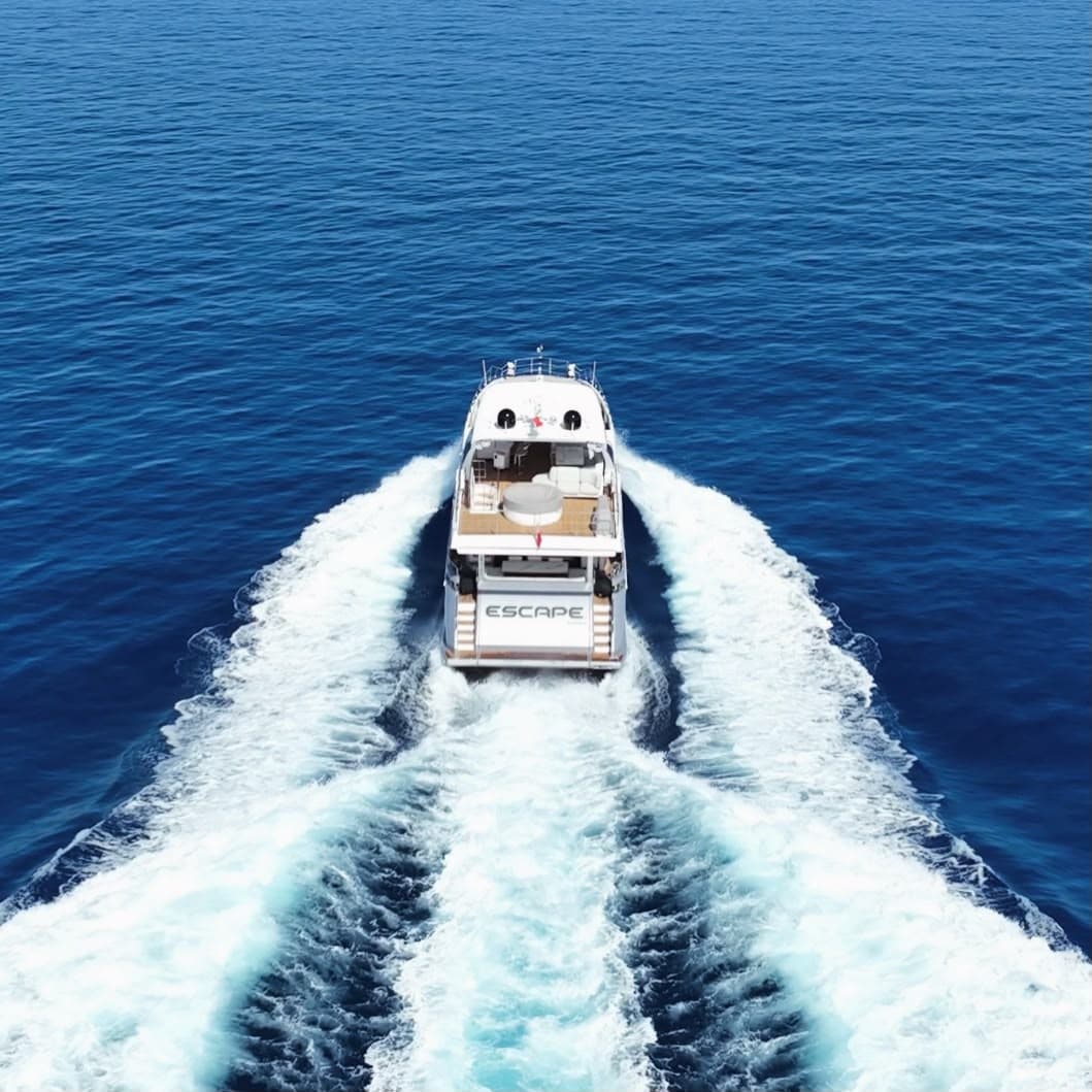 2022 Azimut Grande 27M for Sale in Varazze, IT Flybridge 5
